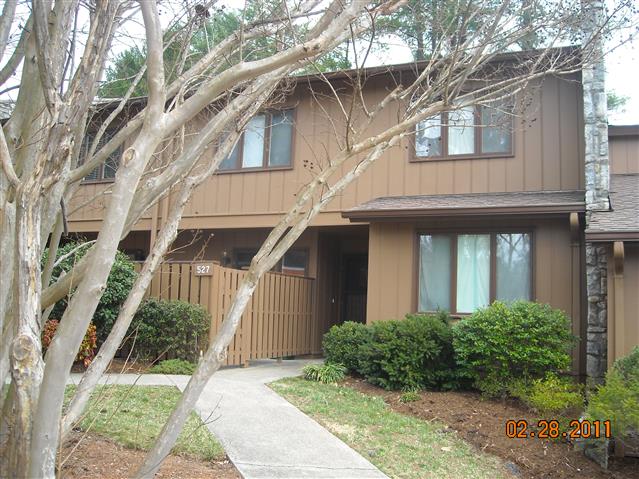 A picture of the property located at 526 CROWFIELDS LN, ASHEVILLE NC 28803.