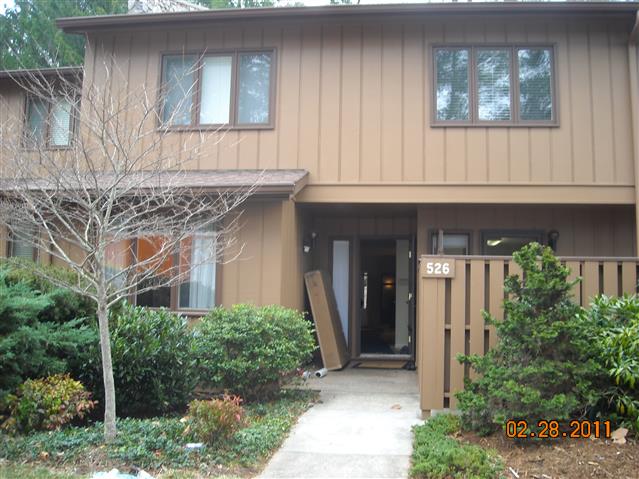 A picture of the property located at 527 CROWFIELDS LN, ASHEVILLE NC 28803.