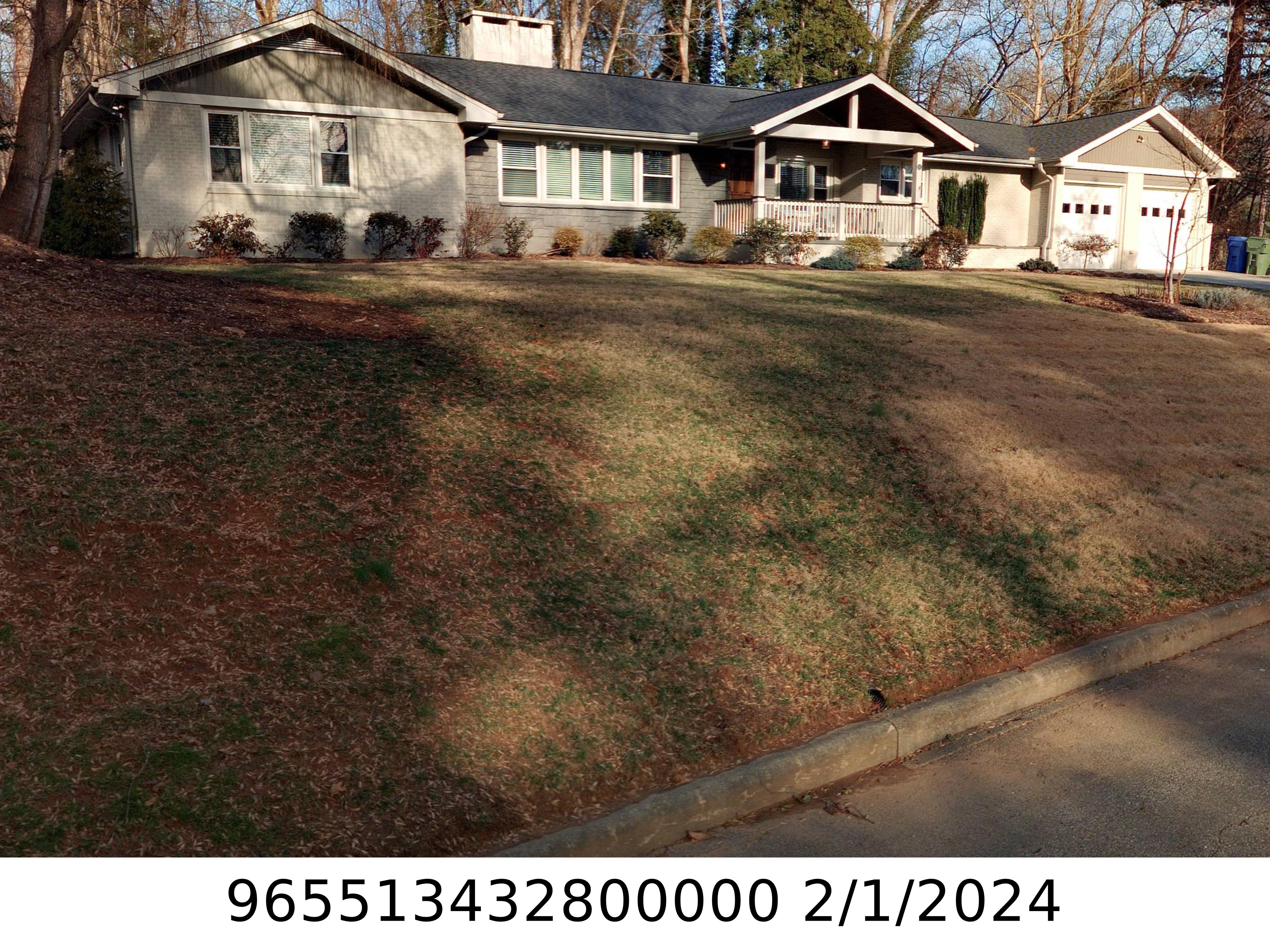 A picture of the property located at 11 N OAK FOREST DR, ASHEVILLE NC 28803.