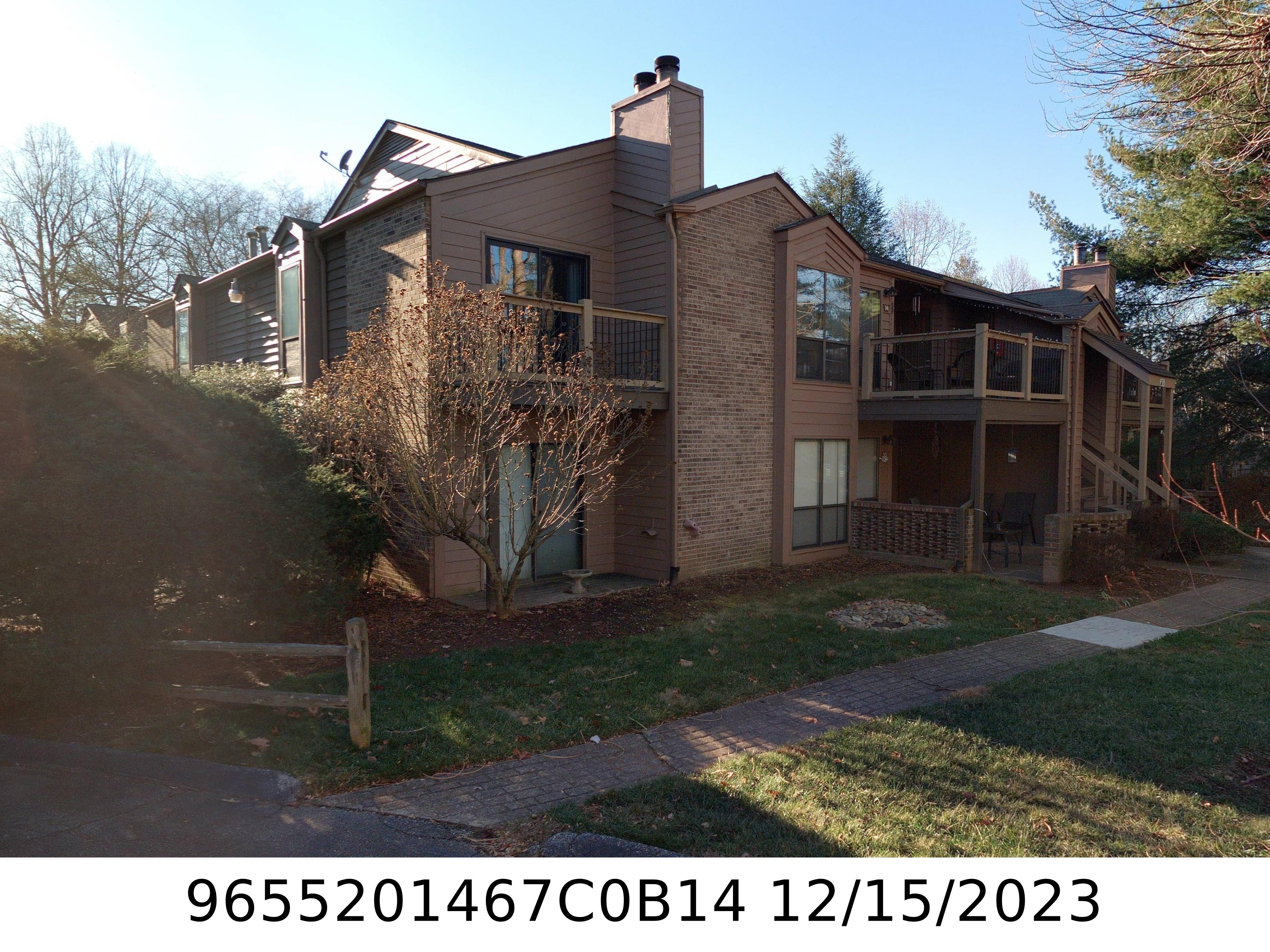 A picture of the property located at 14 RAVENCROFT LN, ASHEVILLE NC 28803.