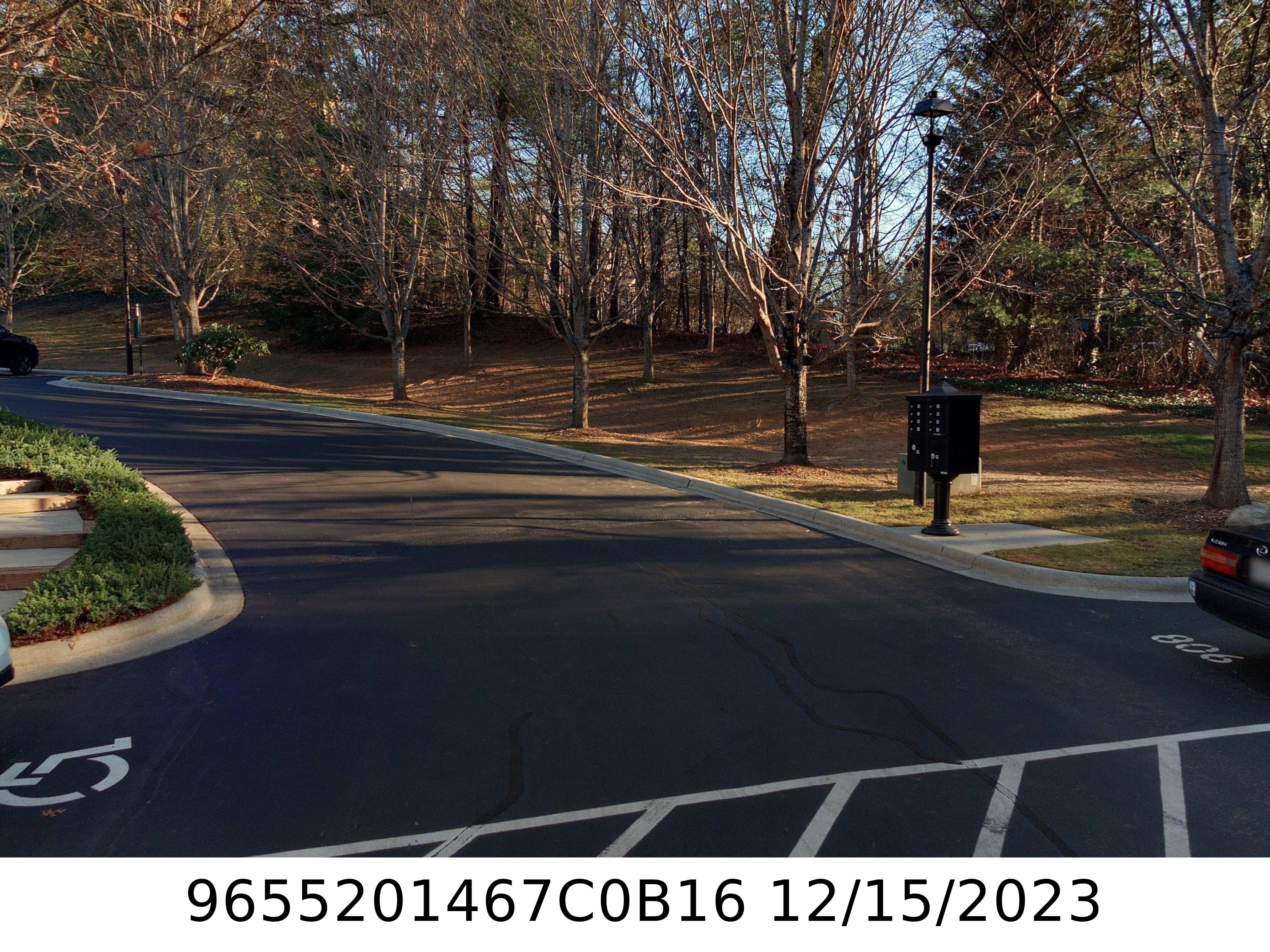 A picture of the property located at 16 RAVENCROFT LN, ASHEVILLE NC 28803.