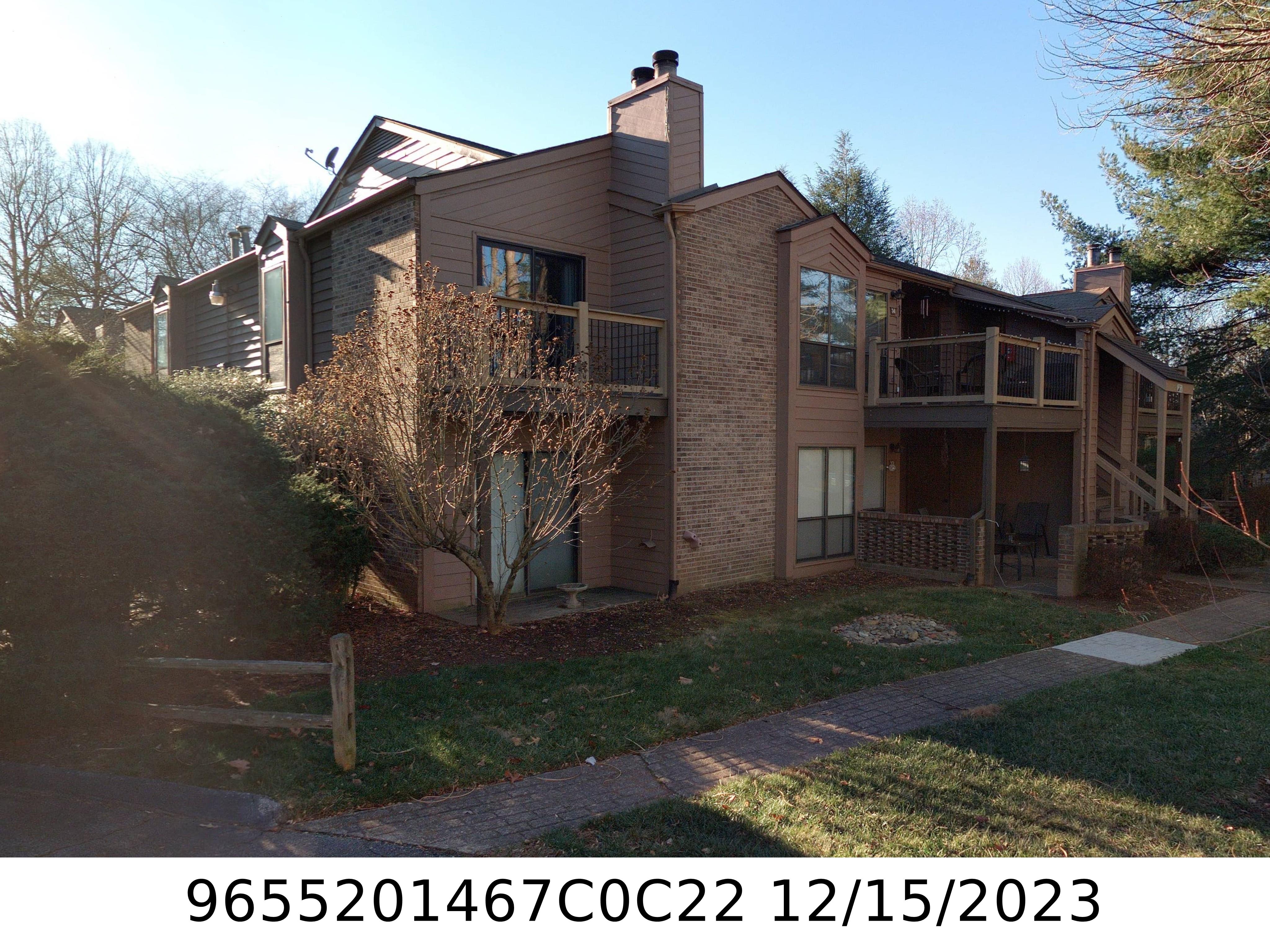 A picture of the property located at 22 RAVENCROFT LN, ASHEVILLE NC 28803.