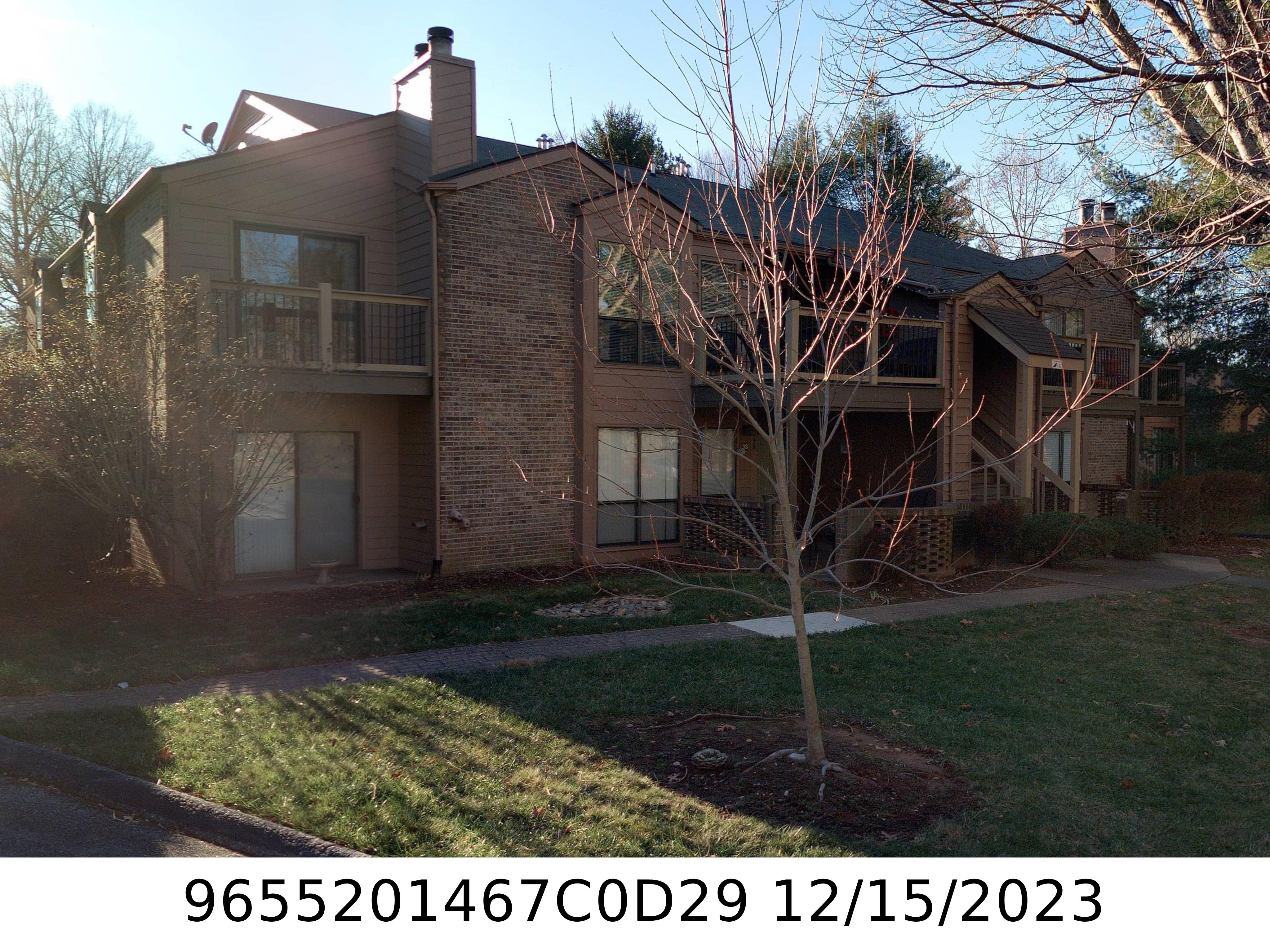 A picture of the property located at 29 RAVENCROFT LN, ASHEVILLE NC 28803.