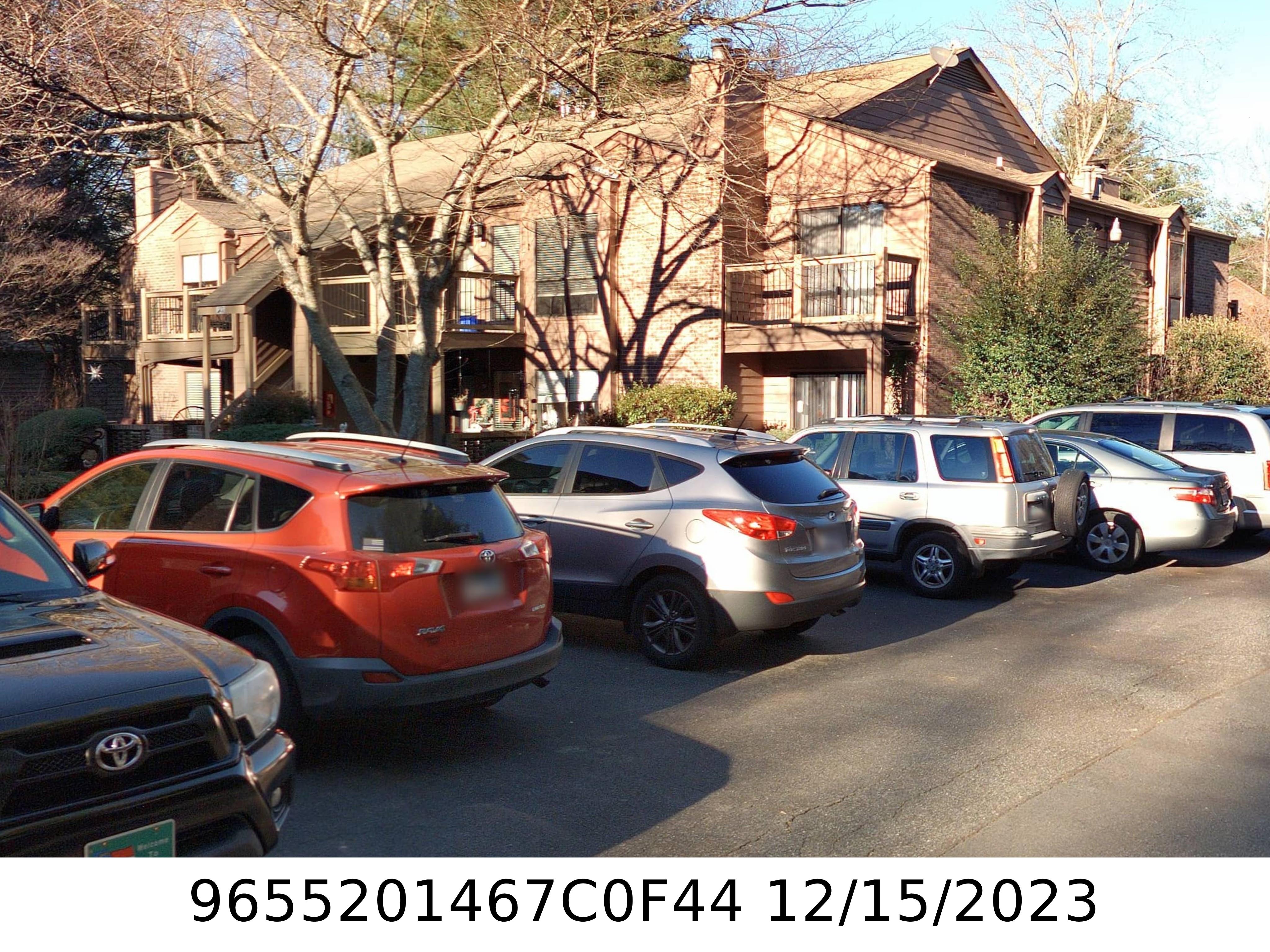 A picture of the property located at 44 RAVENCROFT LN, ASHEVILLE NC 28803.