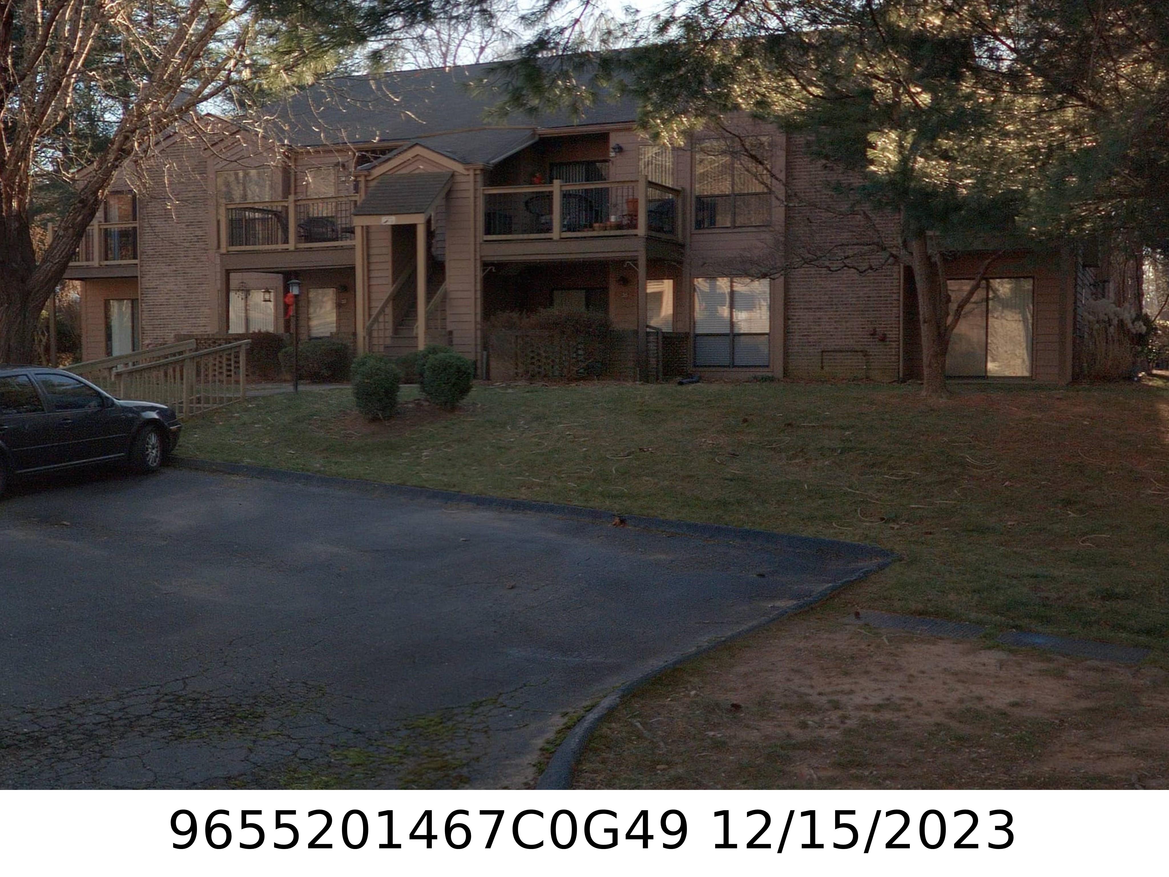 A picture of the property located at 49 RAVENCROFT LN, ASHEVILLE NC 28803.