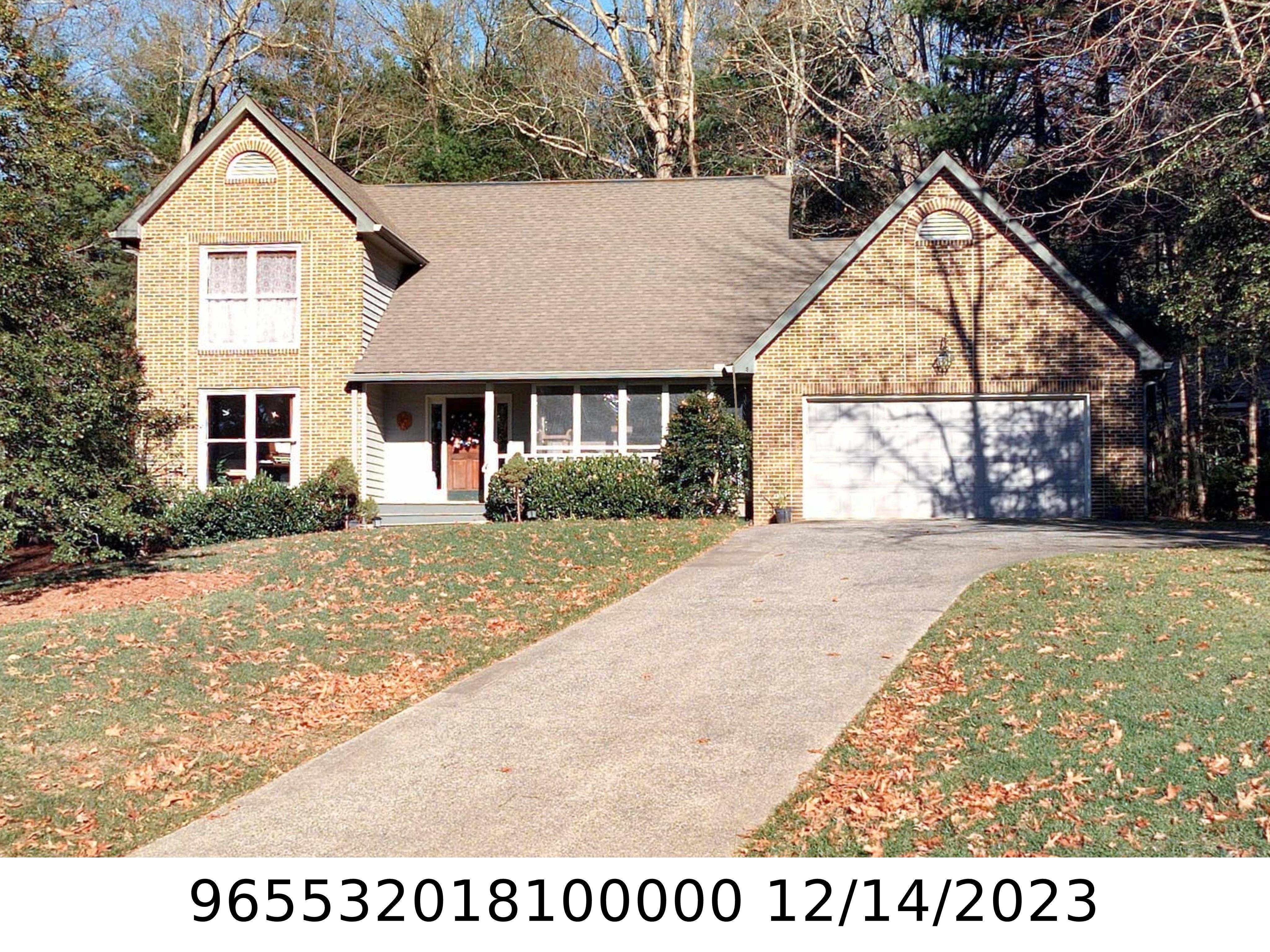 A picture of the property located at 1010 WINDSOR DR, ASHEVILLE NC 28803.