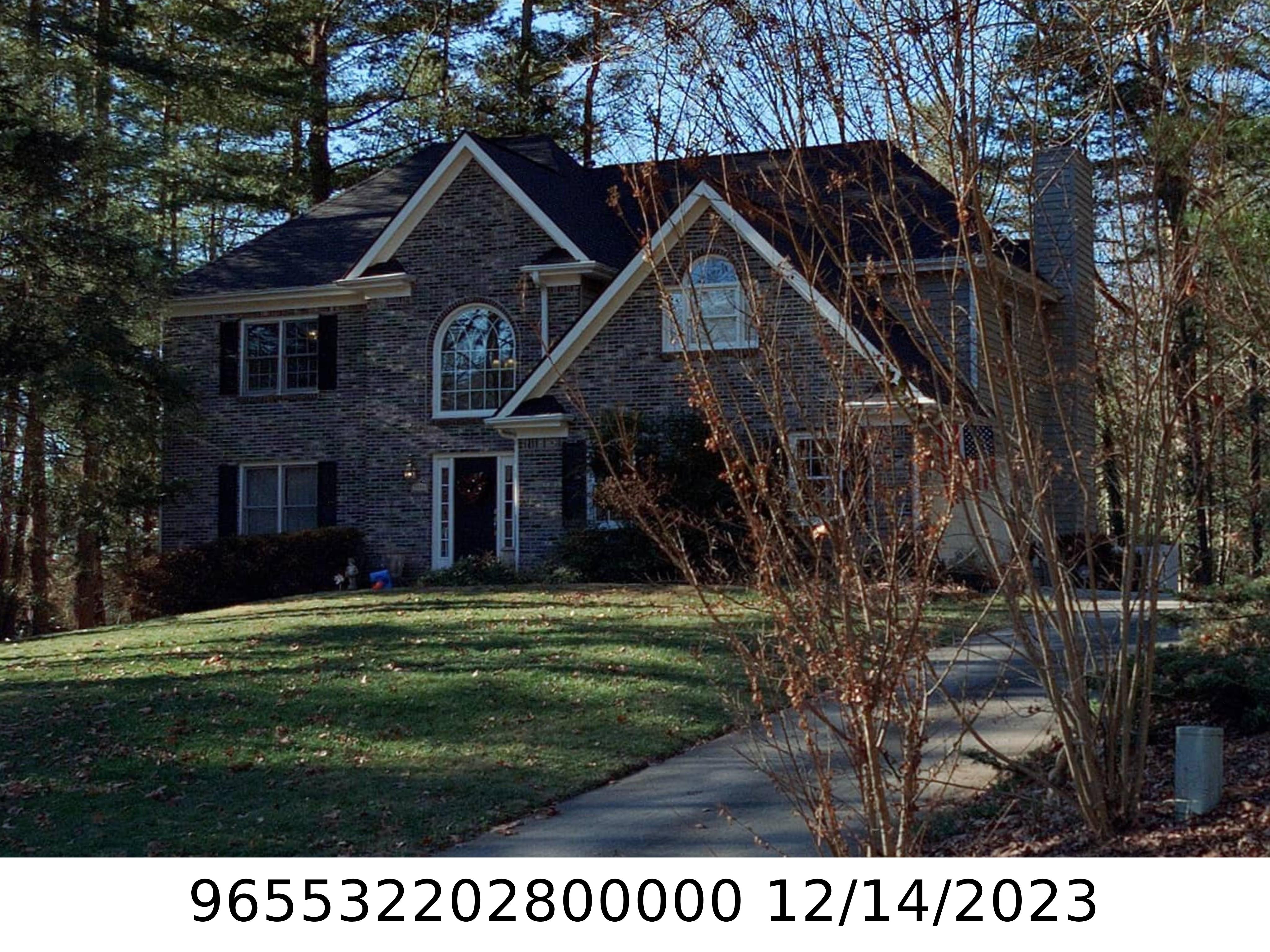 A picture of the property located at 1208 SAINT CHARLES CT, ASHEVILLE NC 28803.