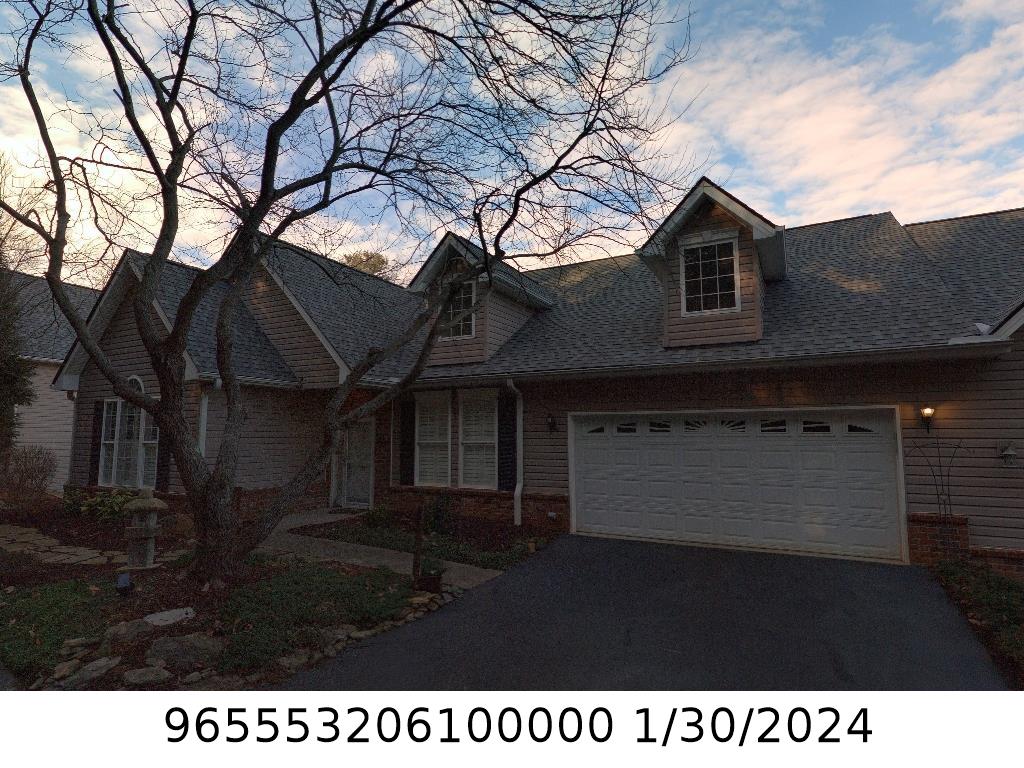 A picture of the property located at 127 TRUMPET LN, ASHEVILLE NC 28803.