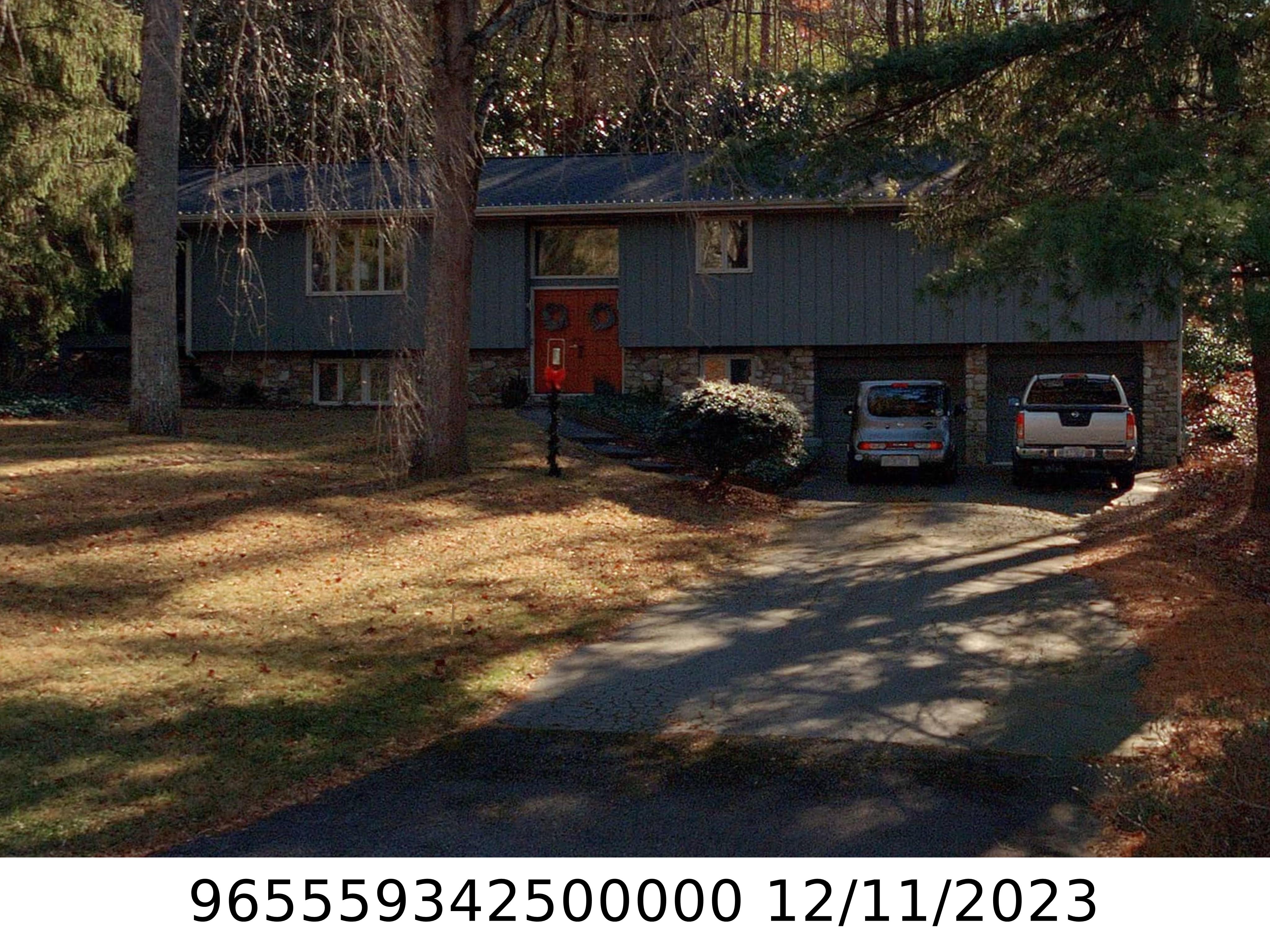 A picture of the property located at 22 GARDENWOOD LN, ASHEVILLE NC 28803.