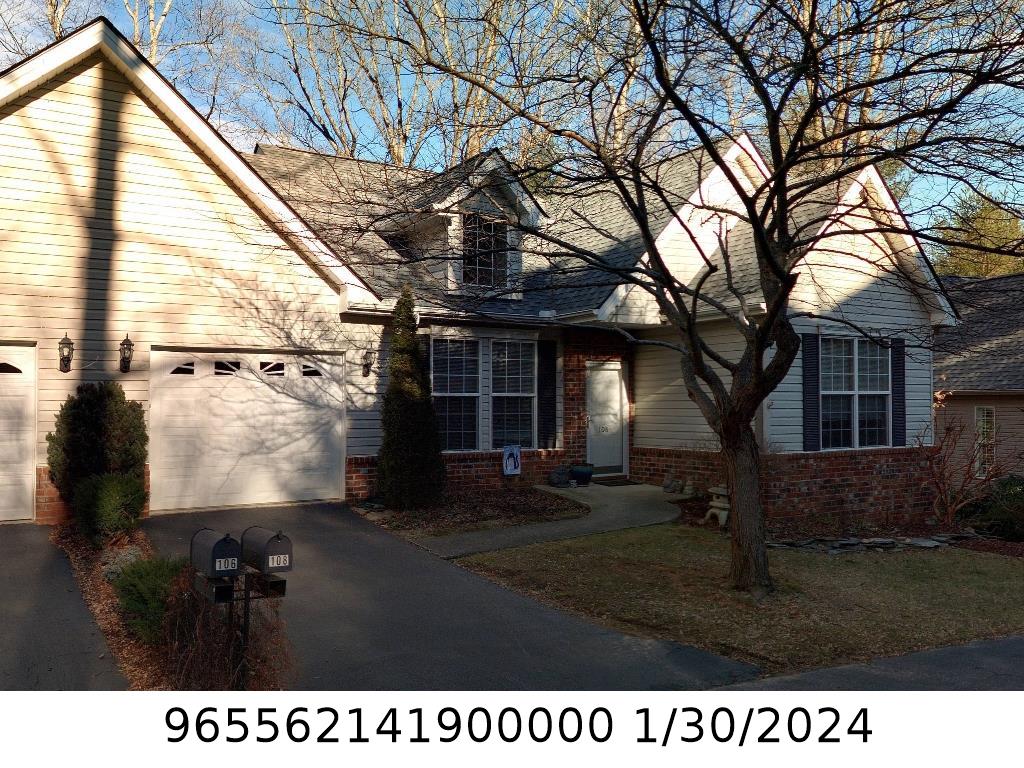 A picture of the property located at 108 PETUNIA LN, ASHEVILLE NC 28803.