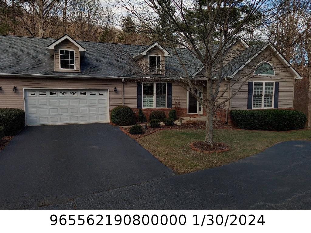 A picture of the property located at 108 SILK TREE LN, ASHEVILLE NC 28803.
