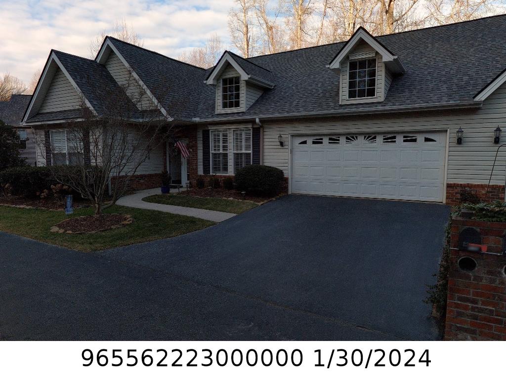 A picture of the property located at 118 PETUNIA LN, ASHEVILLE NC 28803.