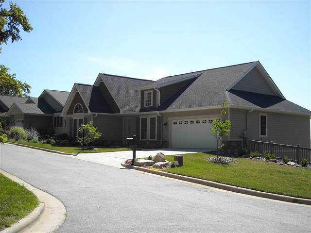 A picture of the property located at 119 DISTANT VIEW DR, ASHEVILLE NC 28803.