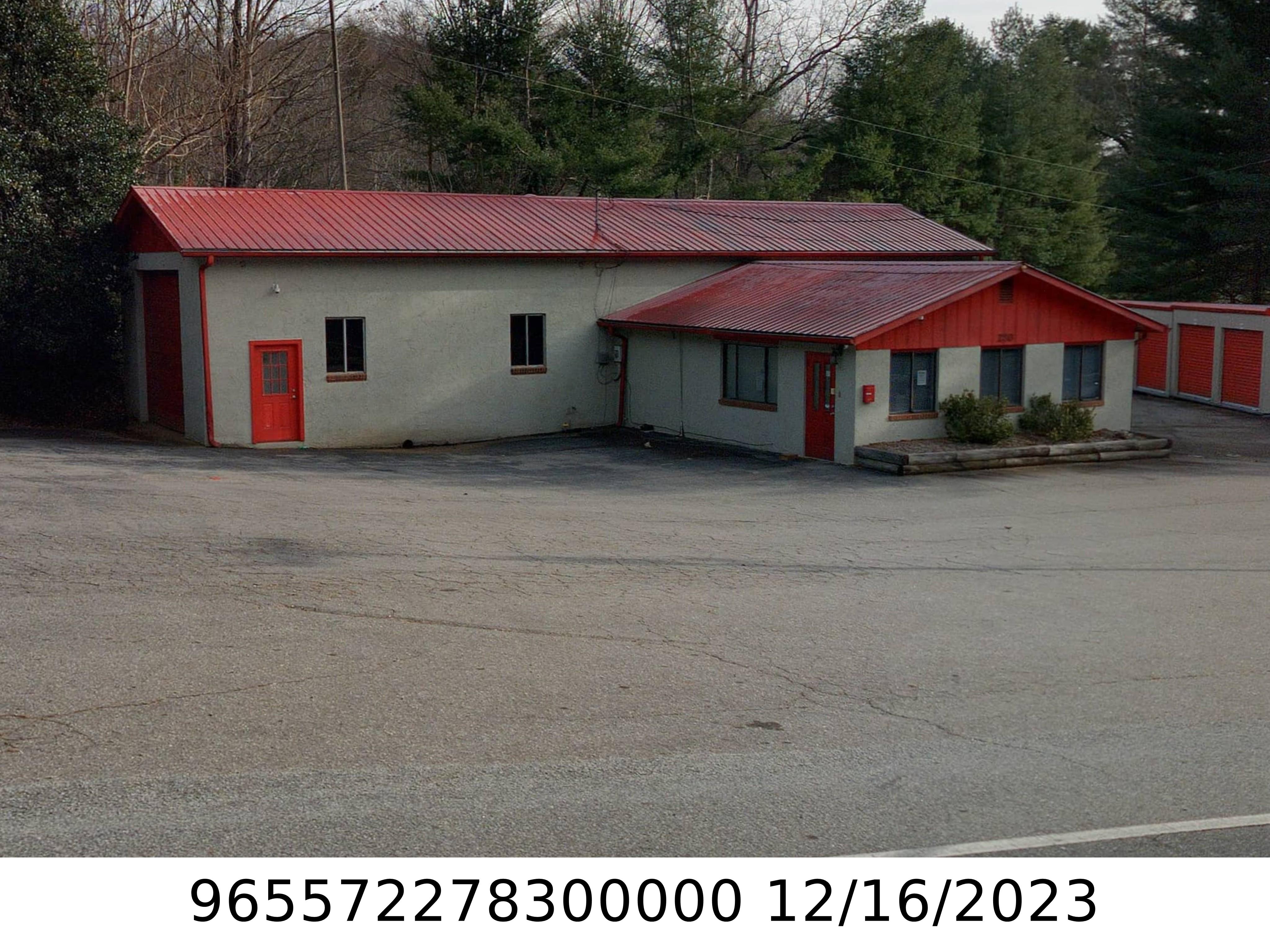 A picture of the property located at 270 MILLS GAP RD, ASHEVILLE NC 28803.