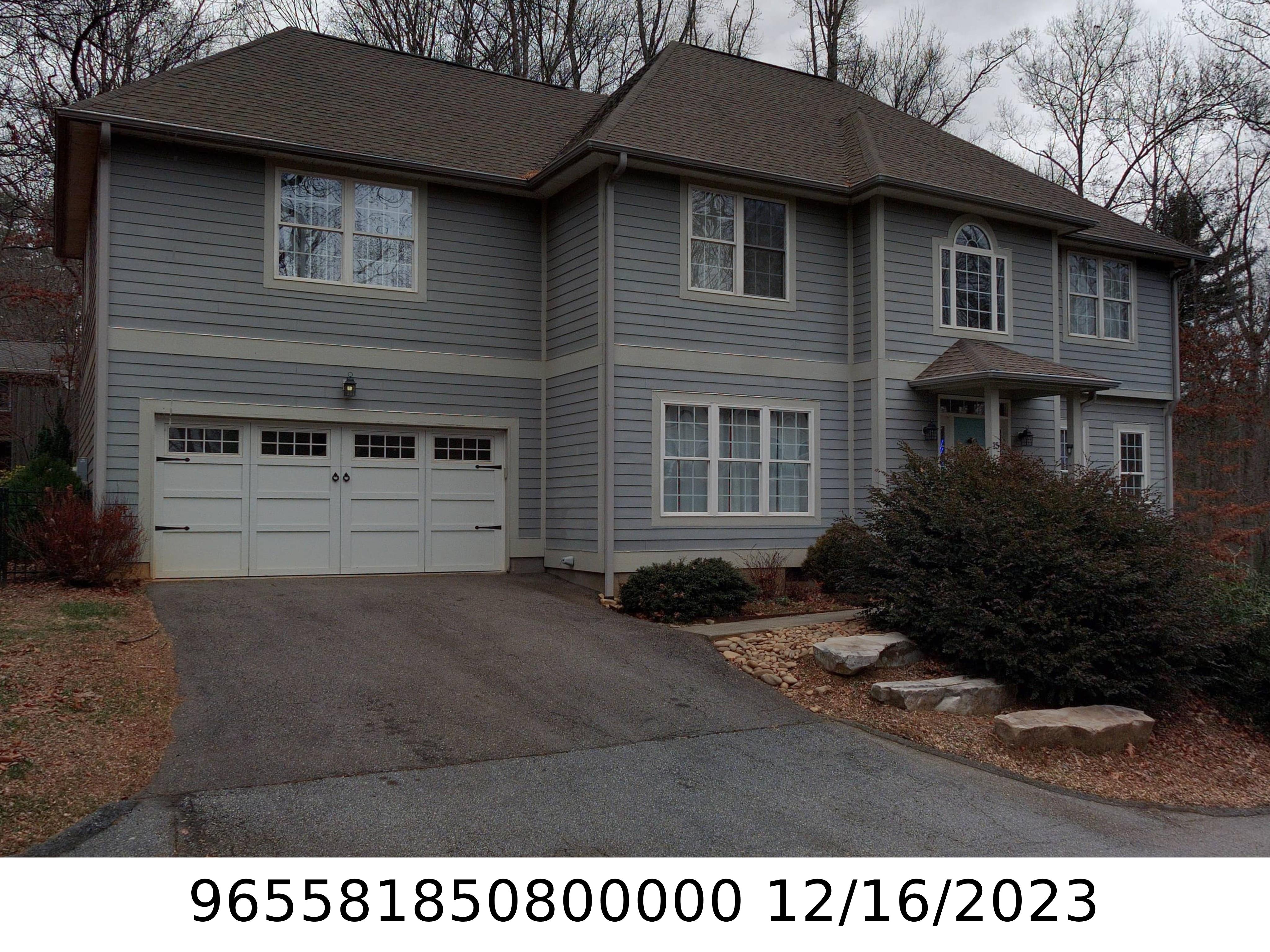 A picture of the property located at 15 LAURELTON LN, ASHEVILLE NC 28803.