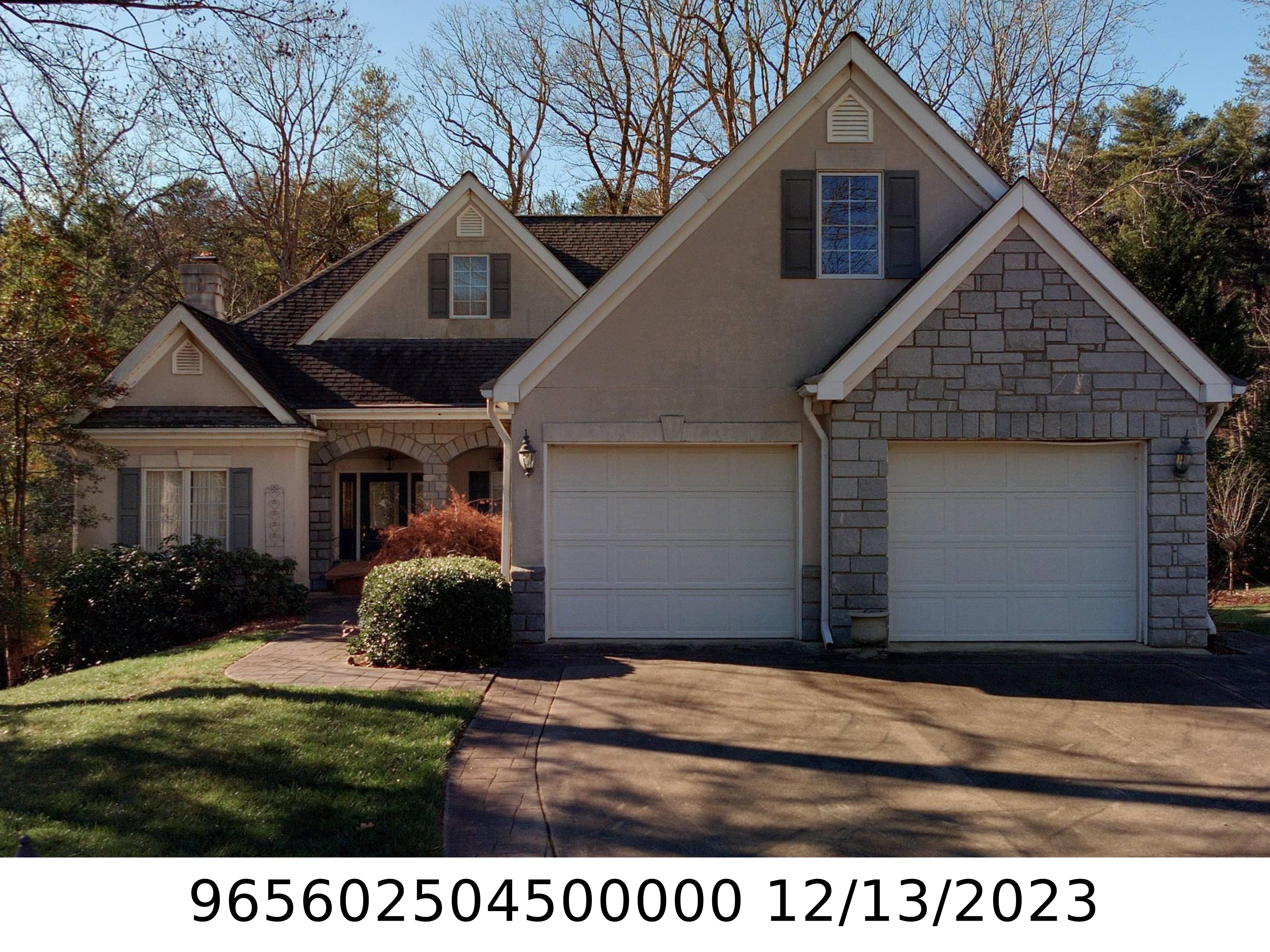 A picture of the property located at 9 TIVERTON LN, ASHEVILLE NC 28803.