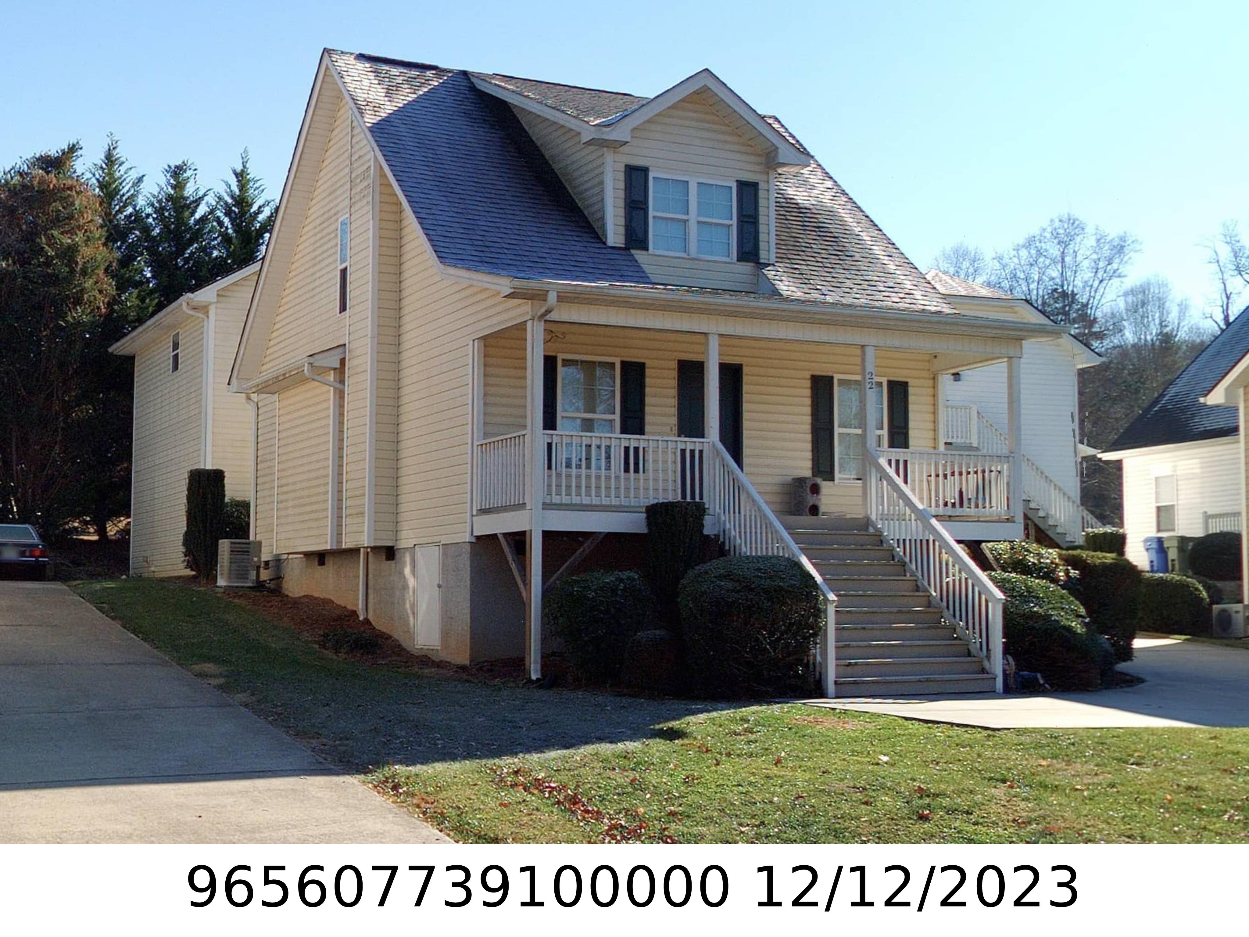 A picture of the property located at 22 ROUND TOP RD, ASHEVILLE NC 28803.