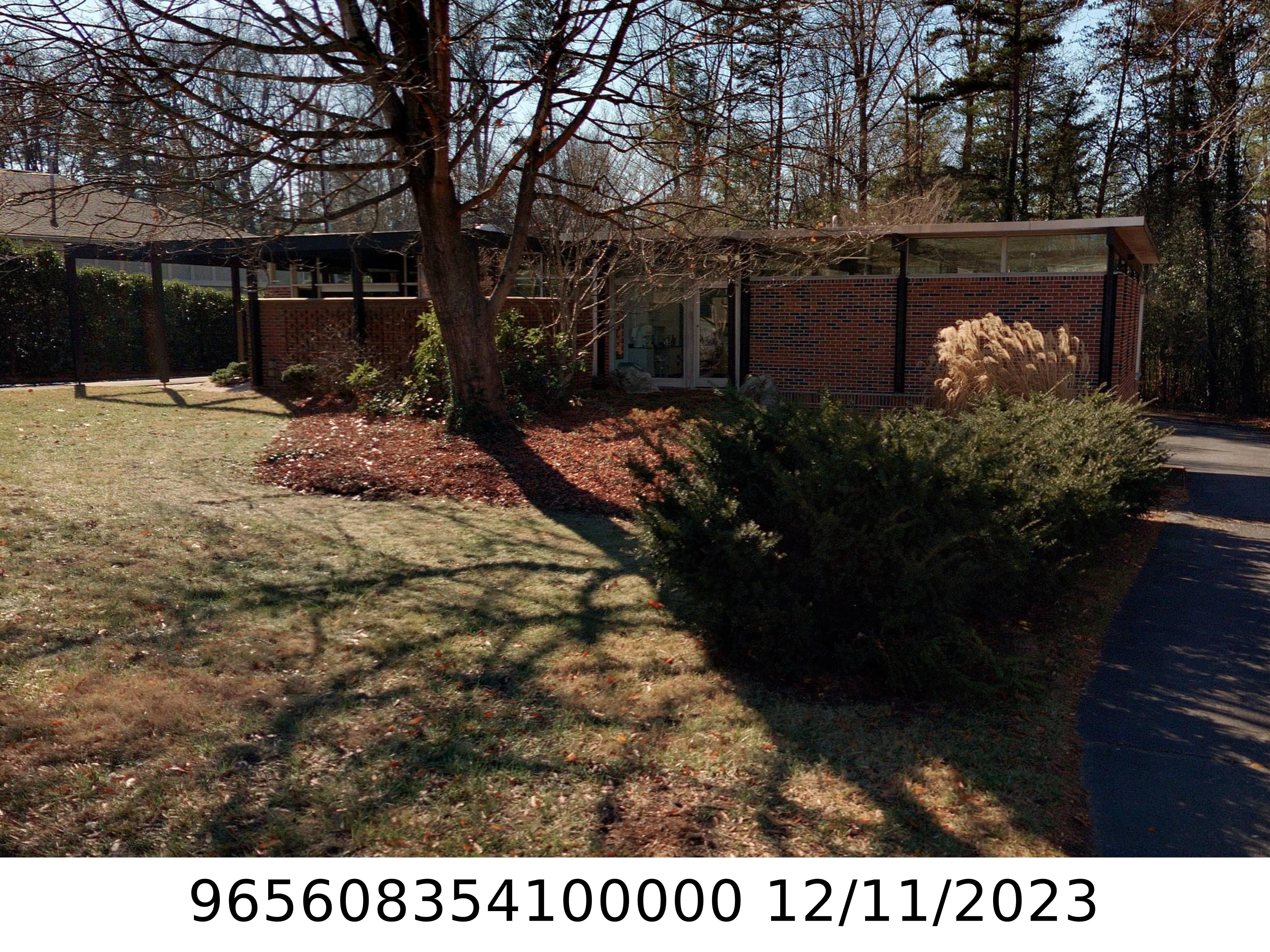 1087 HENDERSONVILLE RD, ASHEVILLE NC 28803 County Tax Lookup