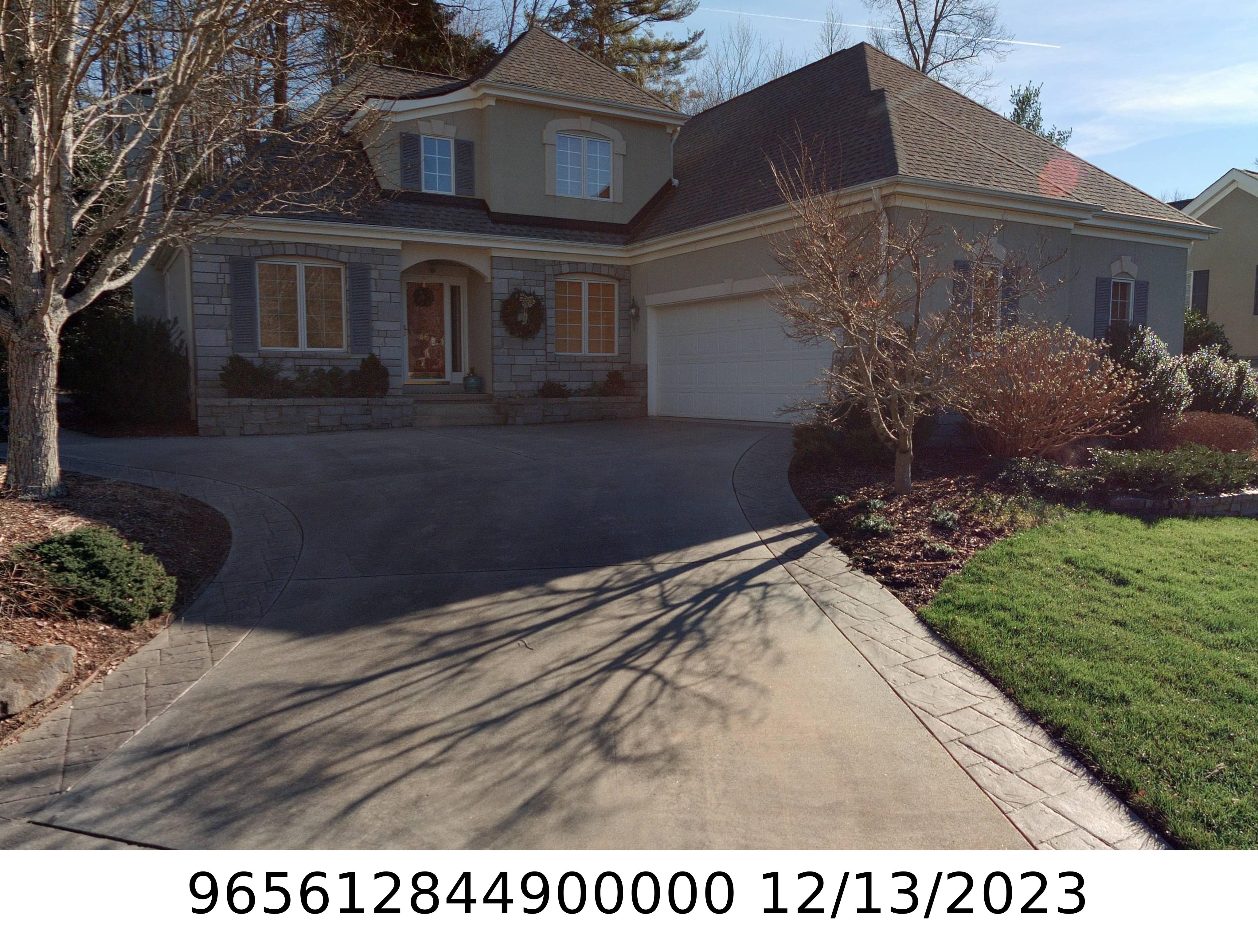 A picture of the property located at 46 TIVERTON LN, ASHEVILLE NC 28803.