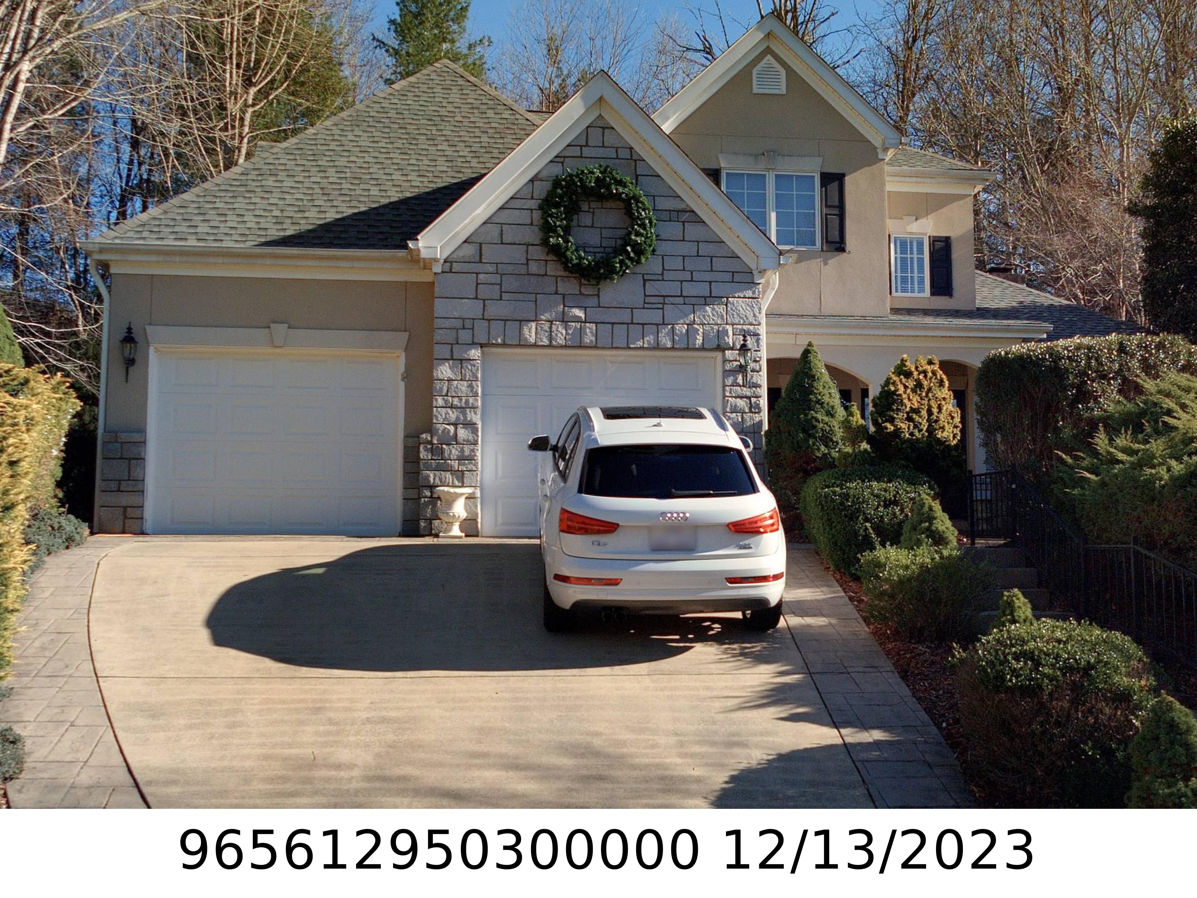 A picture of the property located at 48 TIVERTON LN, ASHEVILLE NC 28803.