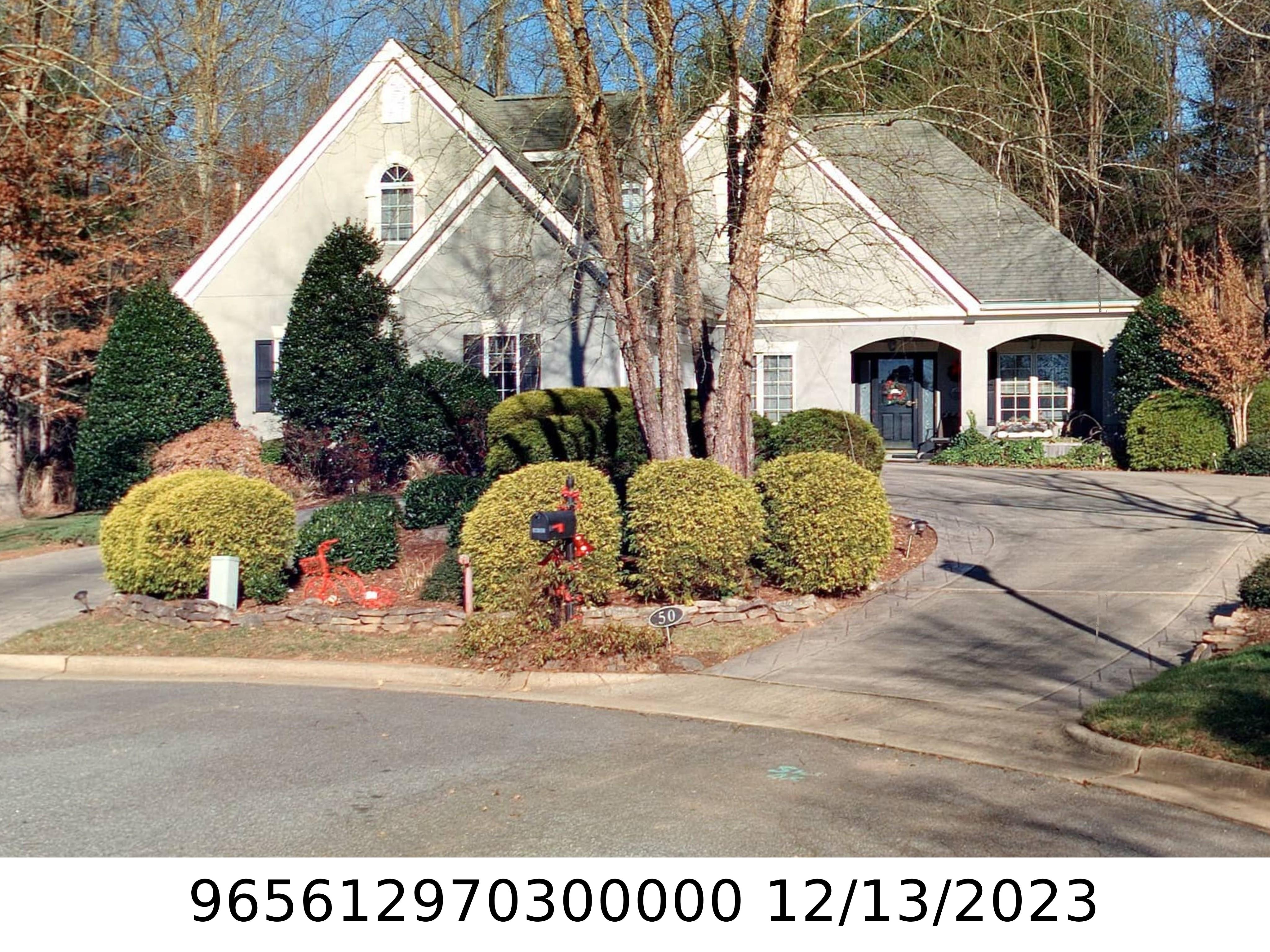 A picture of the property located at 50 TIVERTON LN, ASHEVILLE NC 28803.