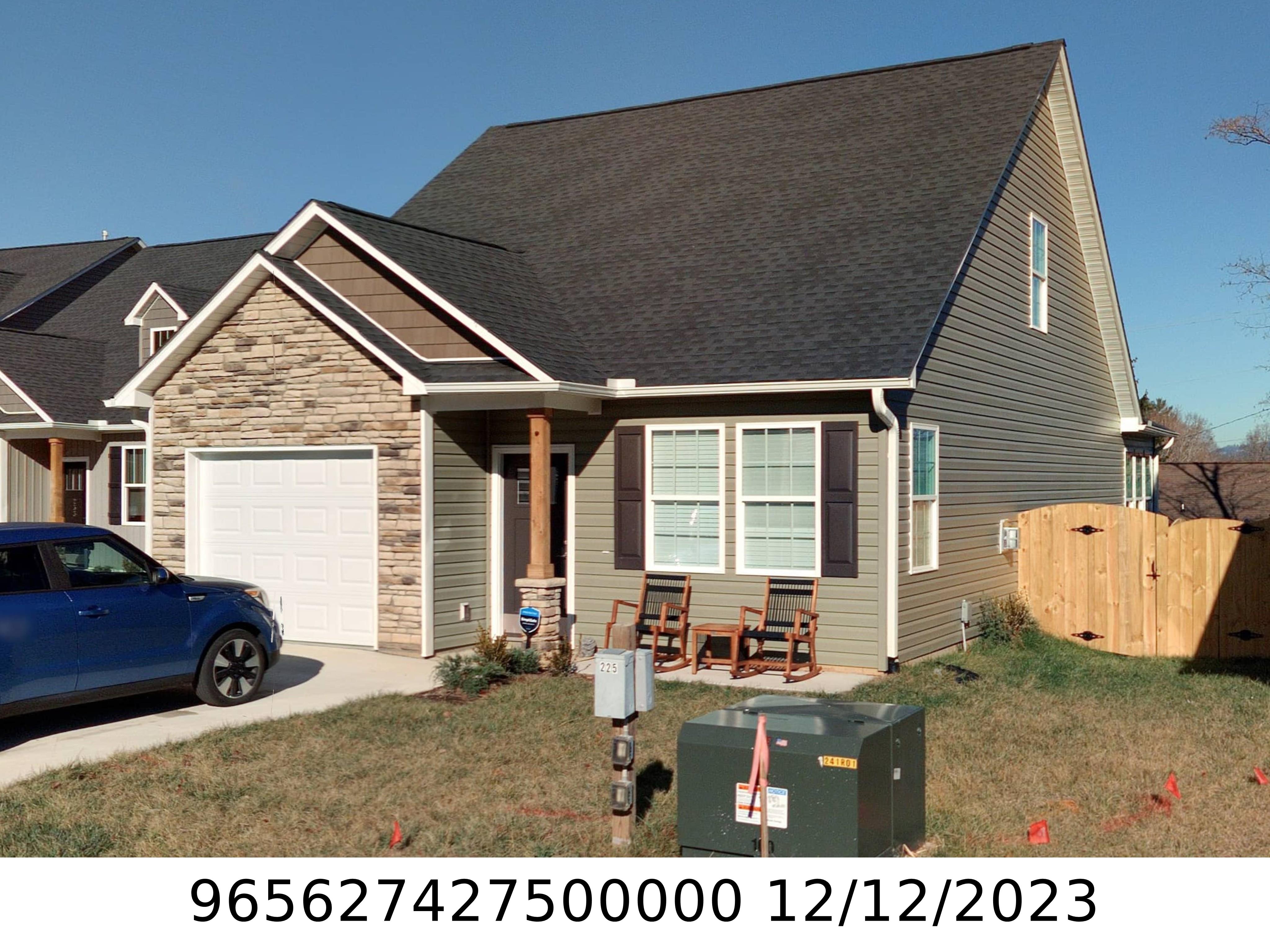 A picture of the property located at 229 ROCKROSE CT, ASHEVILLE NC 28803.