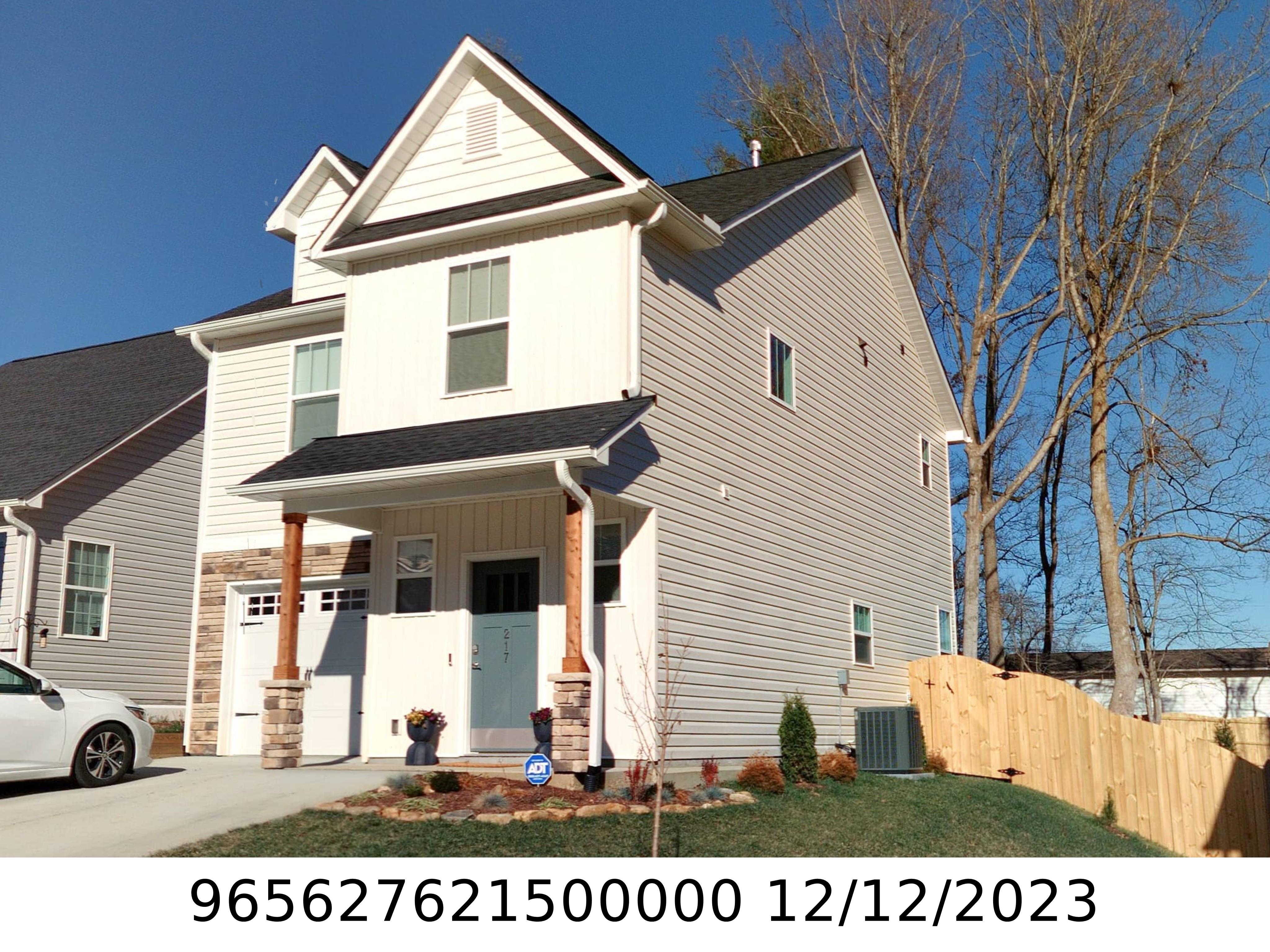 A picture of the property located at 217 ROCKROSE CT, ASHEVILLE NC 28803.