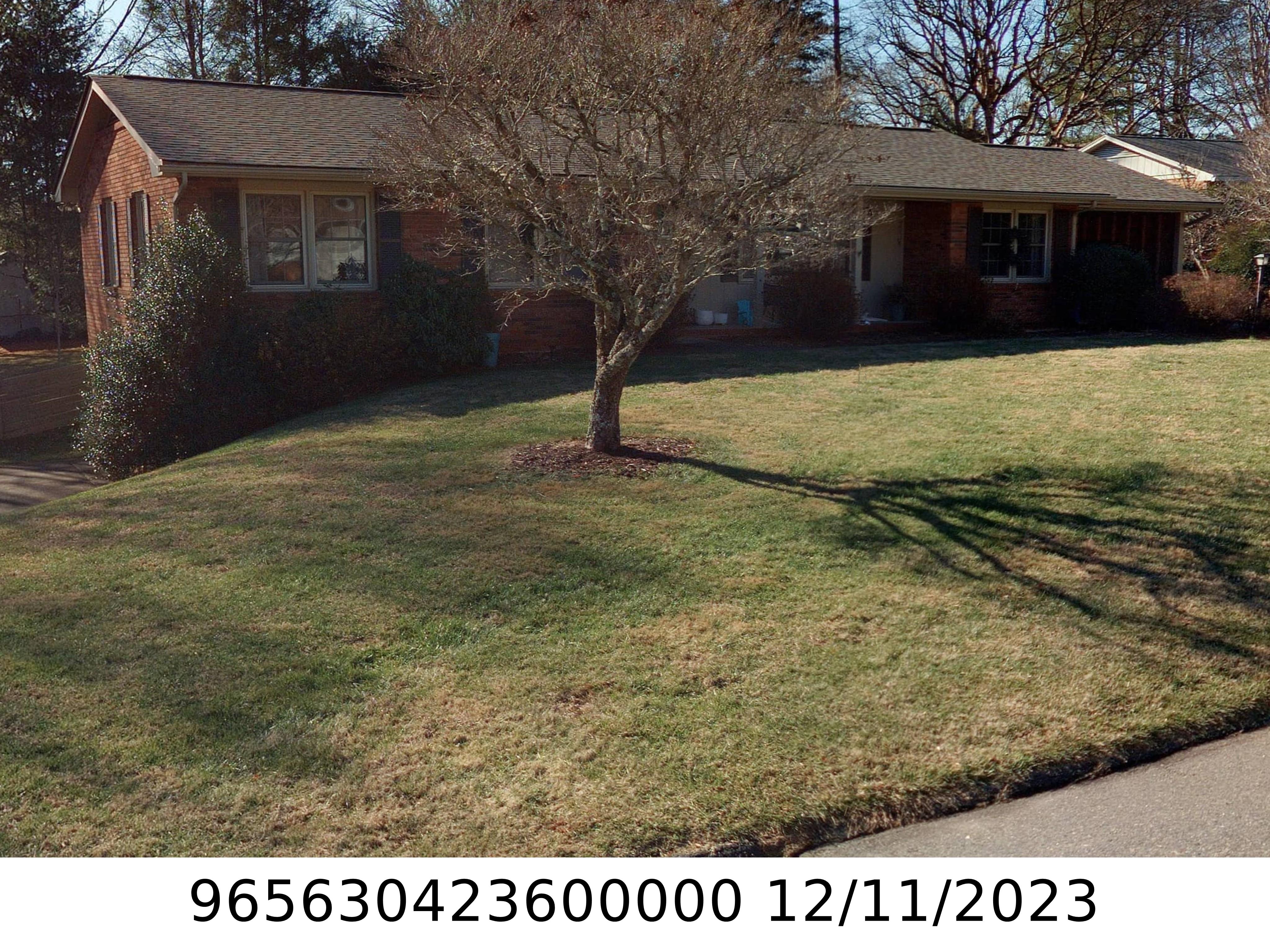 A picture of the property located at 20 CAMPBELL CIR, ASHEVILLE NC 28803.