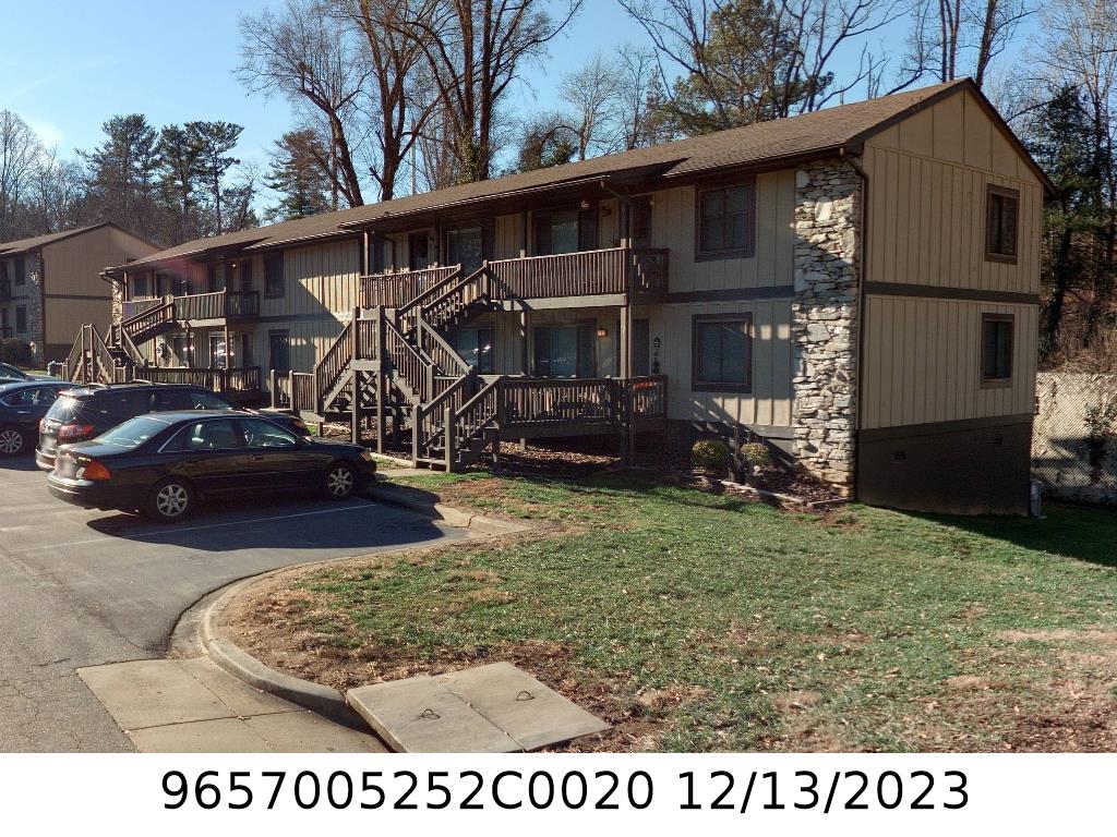A picture of the property located at 20 DAWNWOOD CIR.