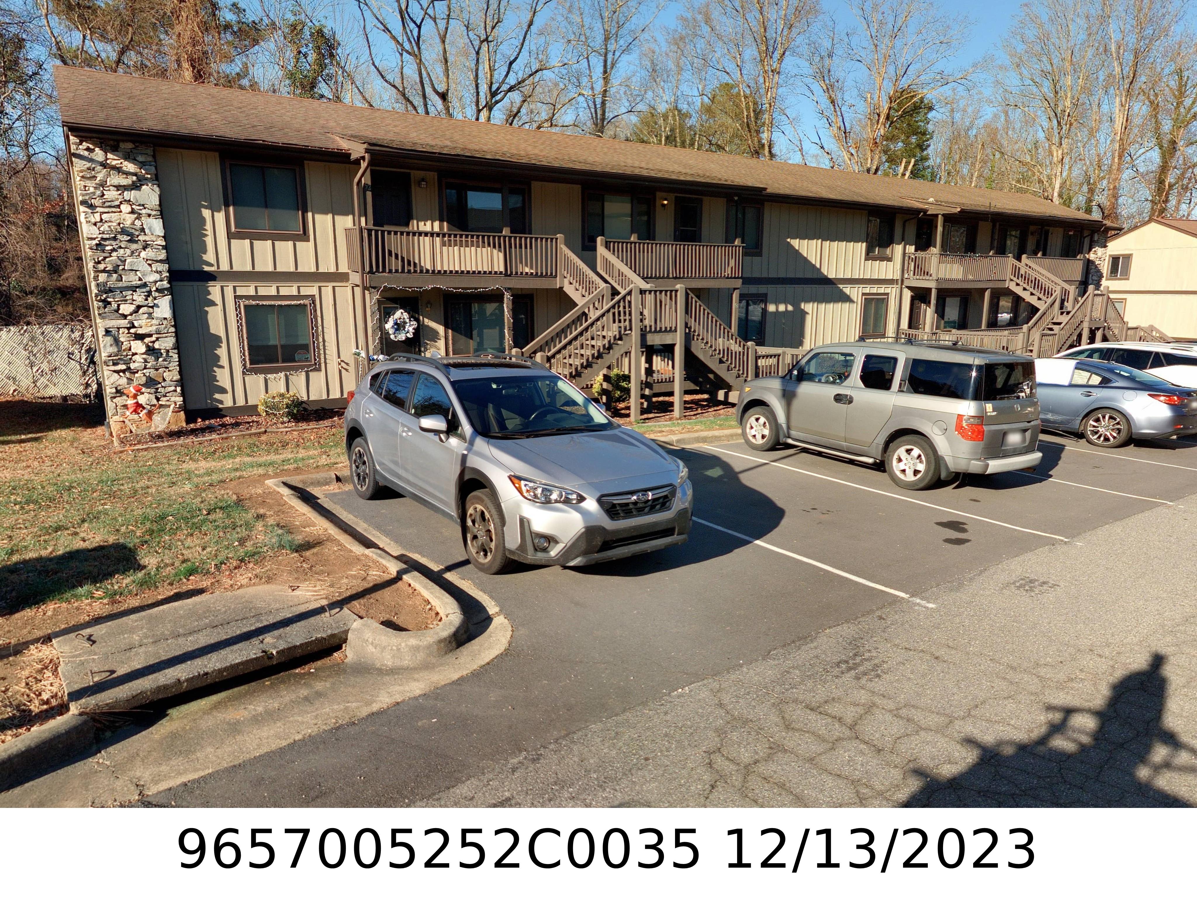 A picture of the property located at 35 DAWNWOOD CIR.