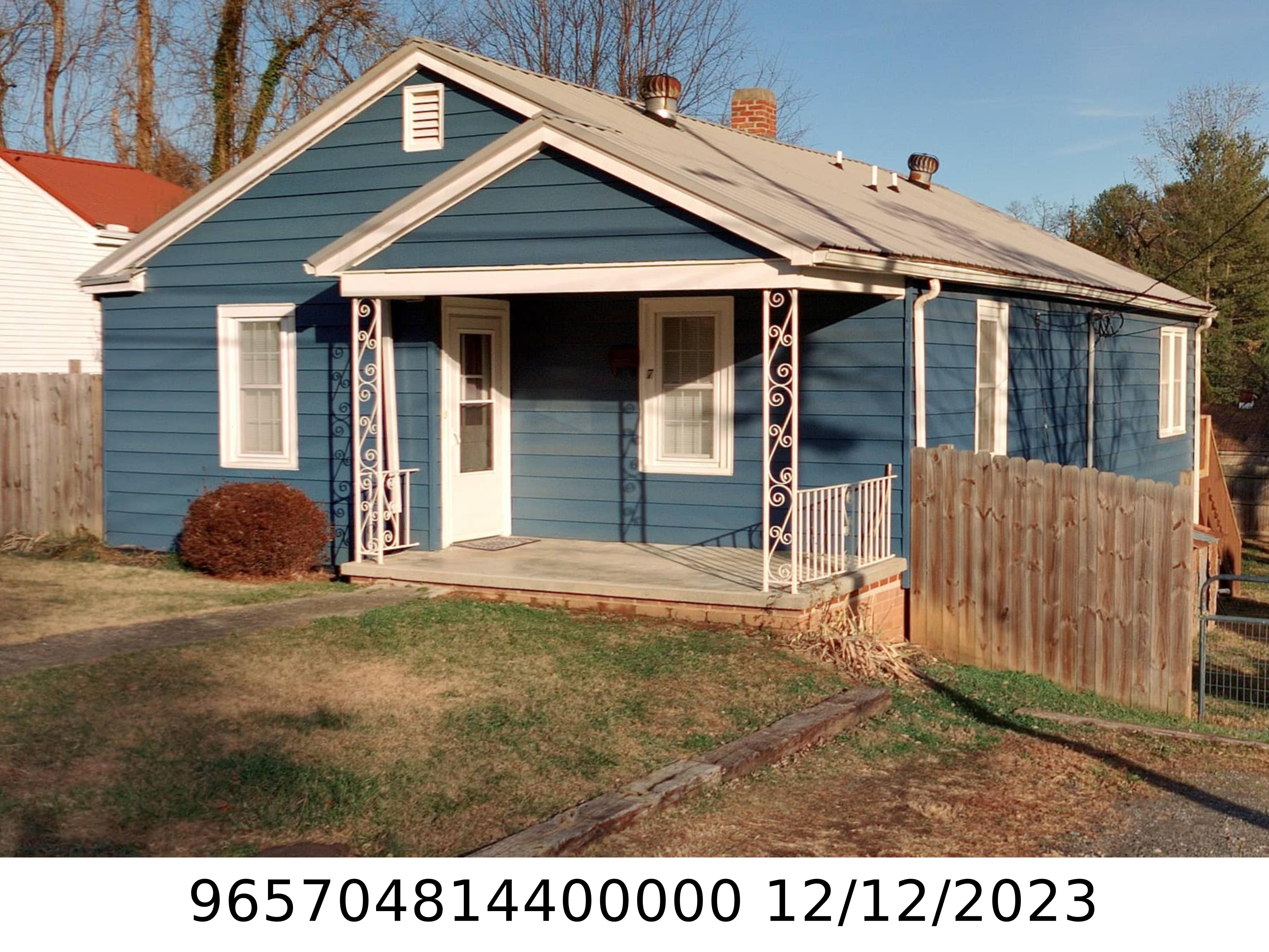 A picture of the property located at 7 BRAD ST, ASHEVILLE NC 28803.