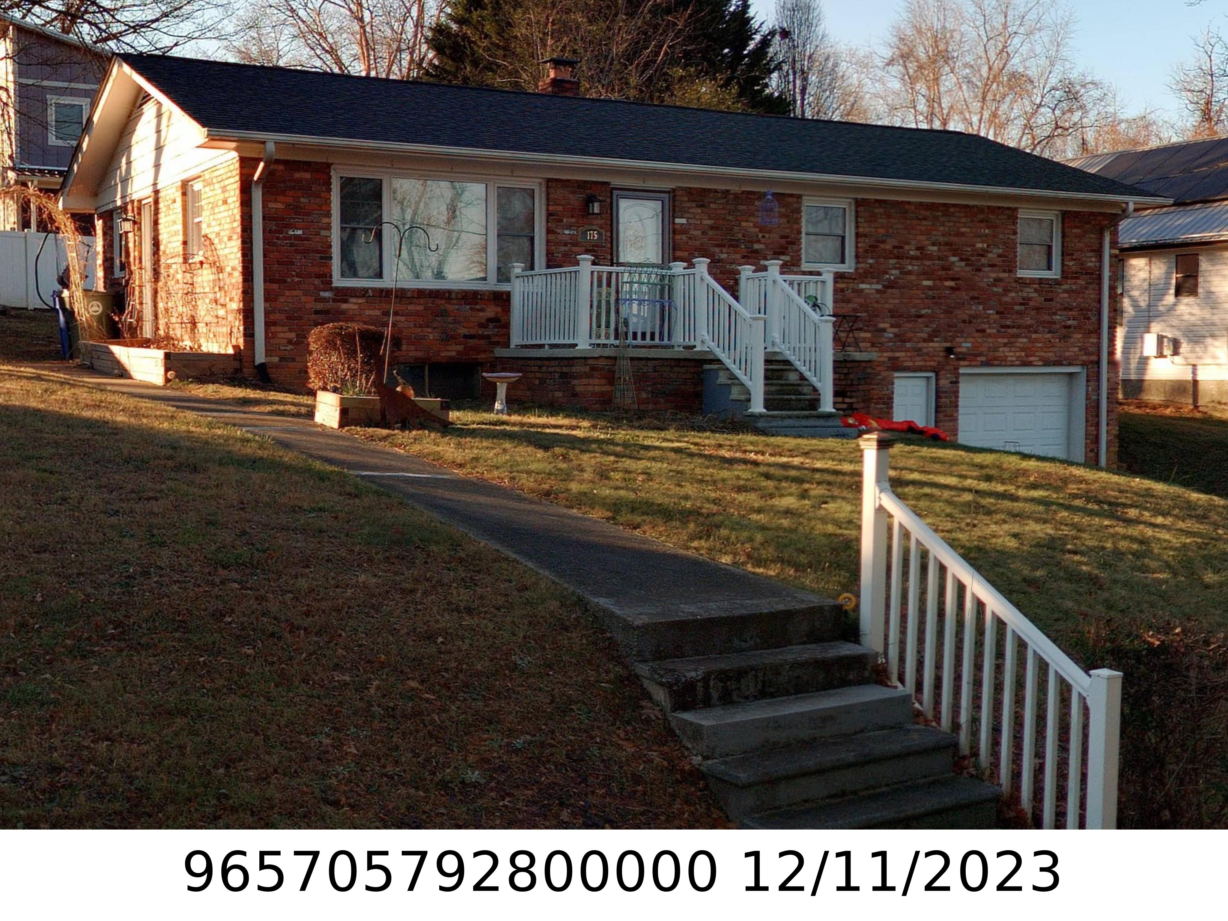 A picture of the property located at 175 BROOKLYN RD, ASHEVILLE NC 28803.