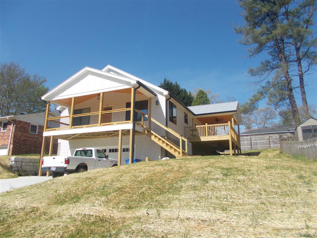 A picture of the property located at 173 BROOKLYN RD ASHEVILLE NC.