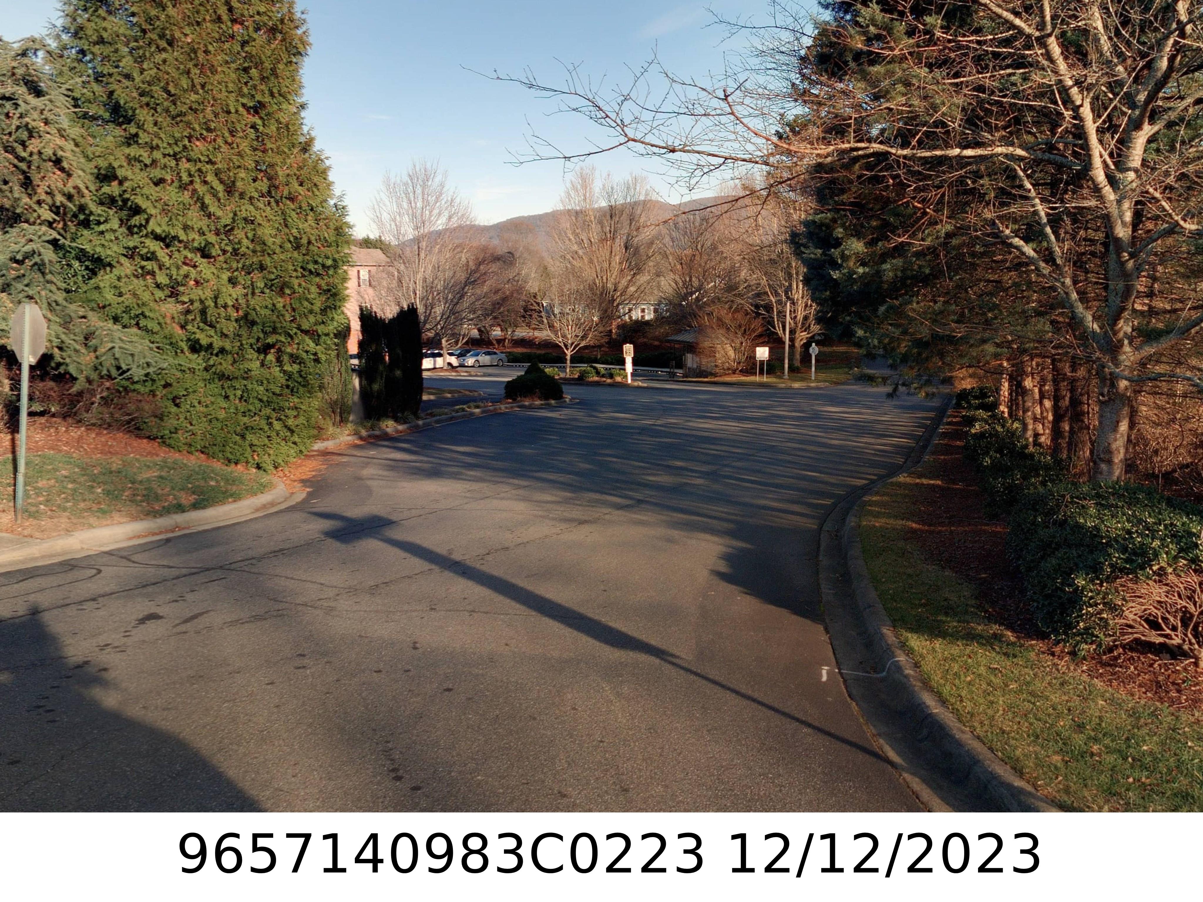 A picture of the property located at 223 APPELDOORN CIR, ASHEVILLE NC 28803.