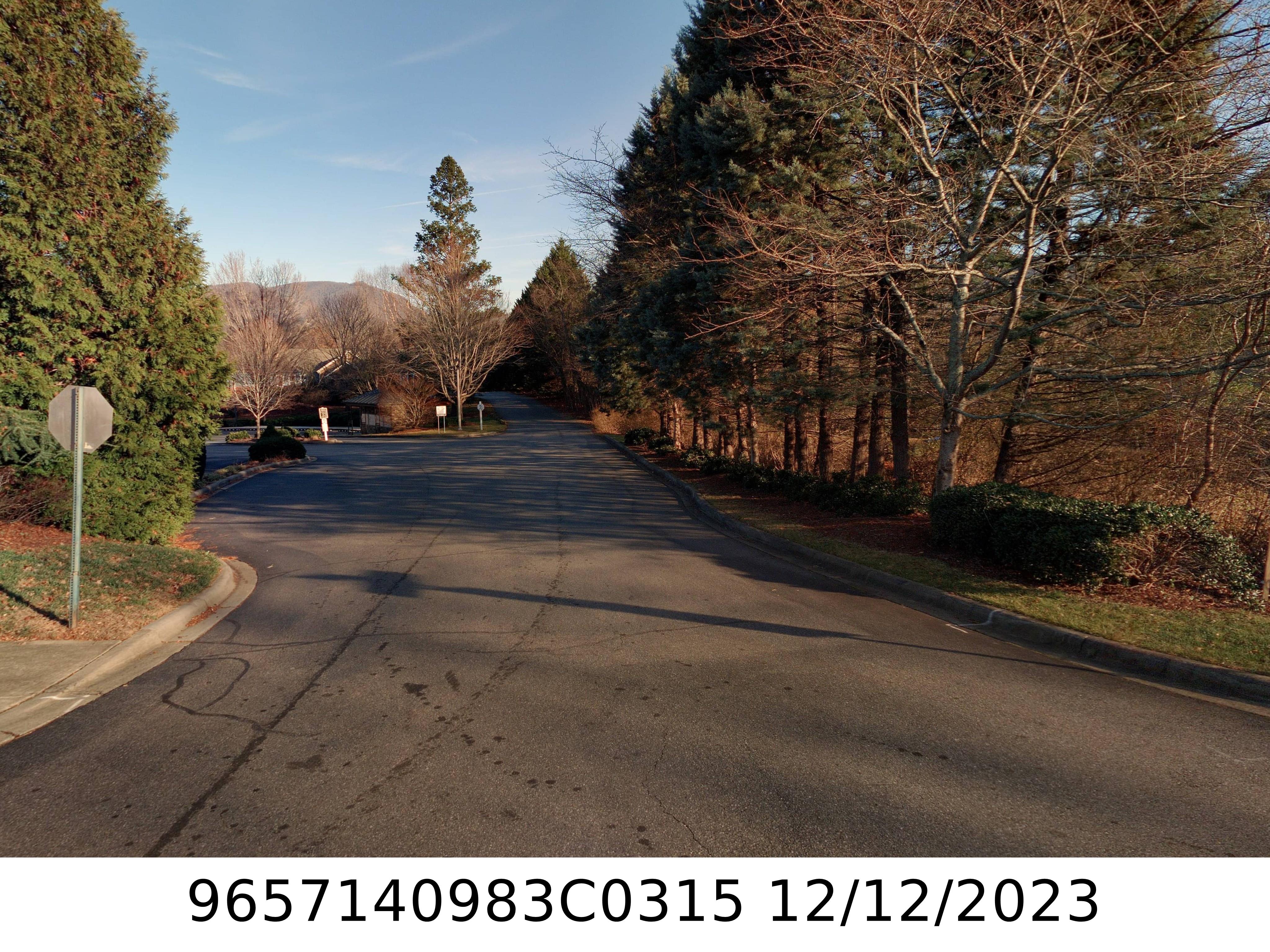 A picture of the property located at 315 APPELDOORN CIR, ASHEVILLE NC 28803.