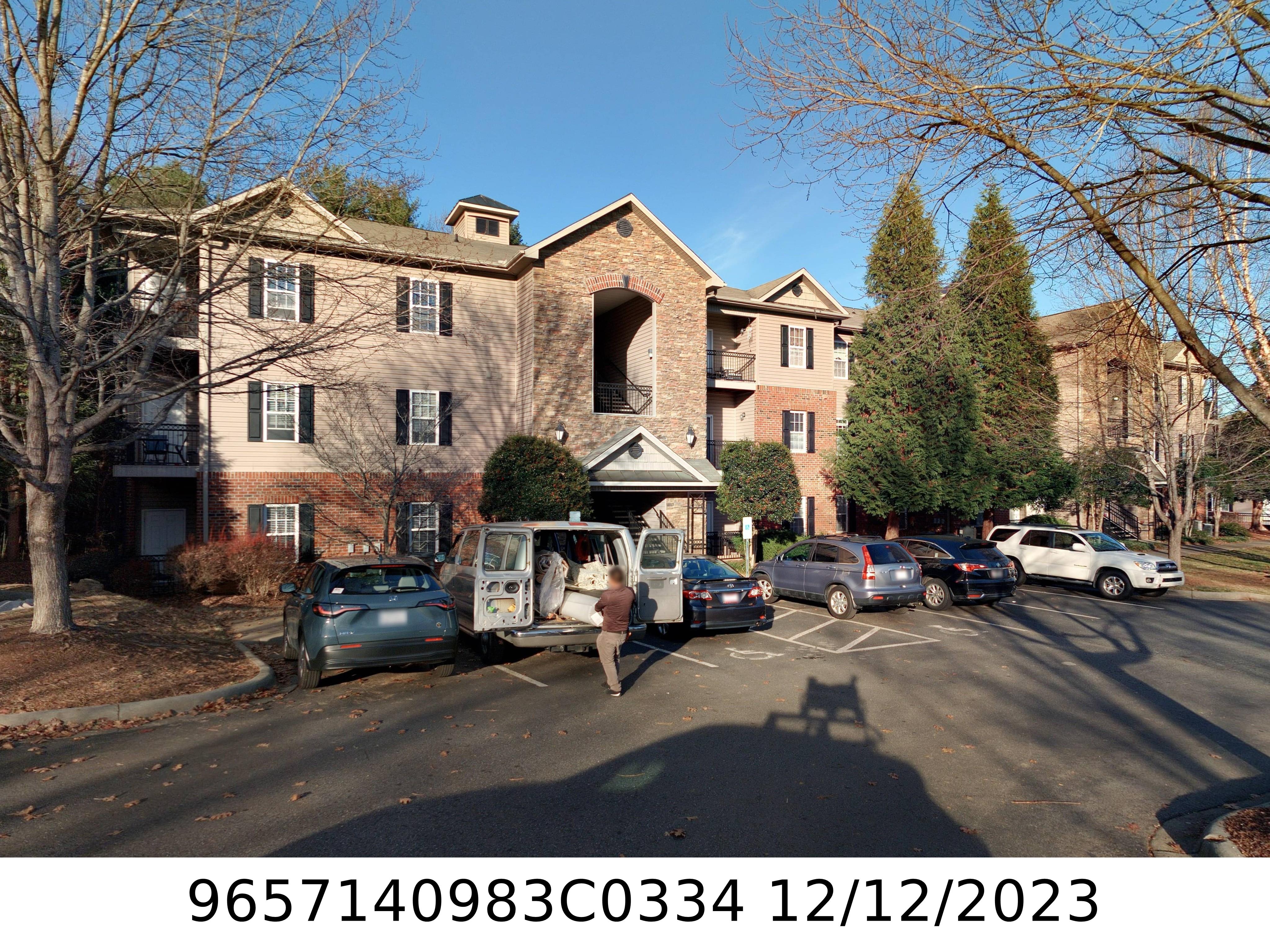 A picture of the property located at 334 APPELDOORN CIR, ASHEVILLE NC 28803.