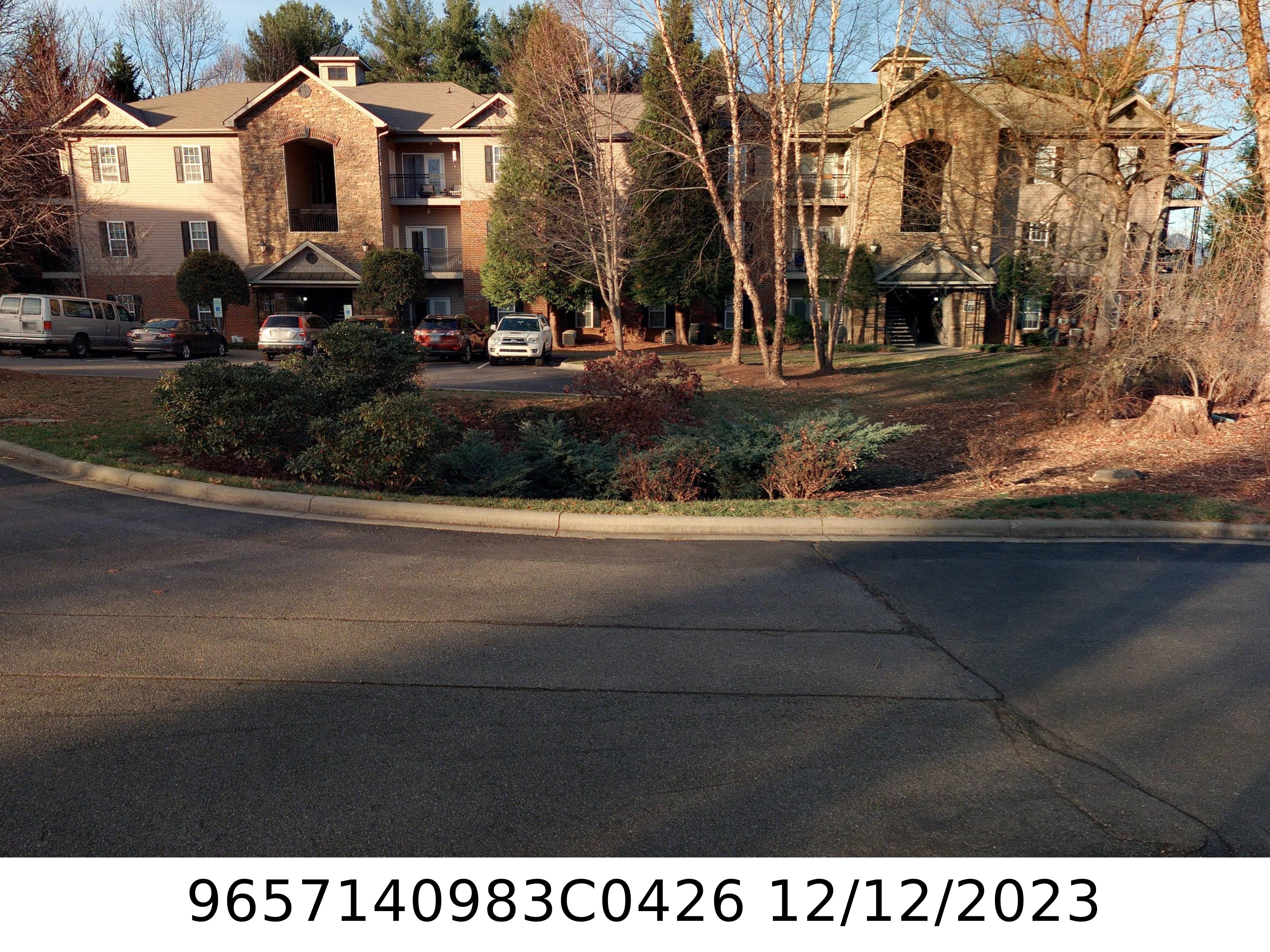 A picture of the property located at 426 APPELDOORN CIR, ASHEVILLE NC 28803.