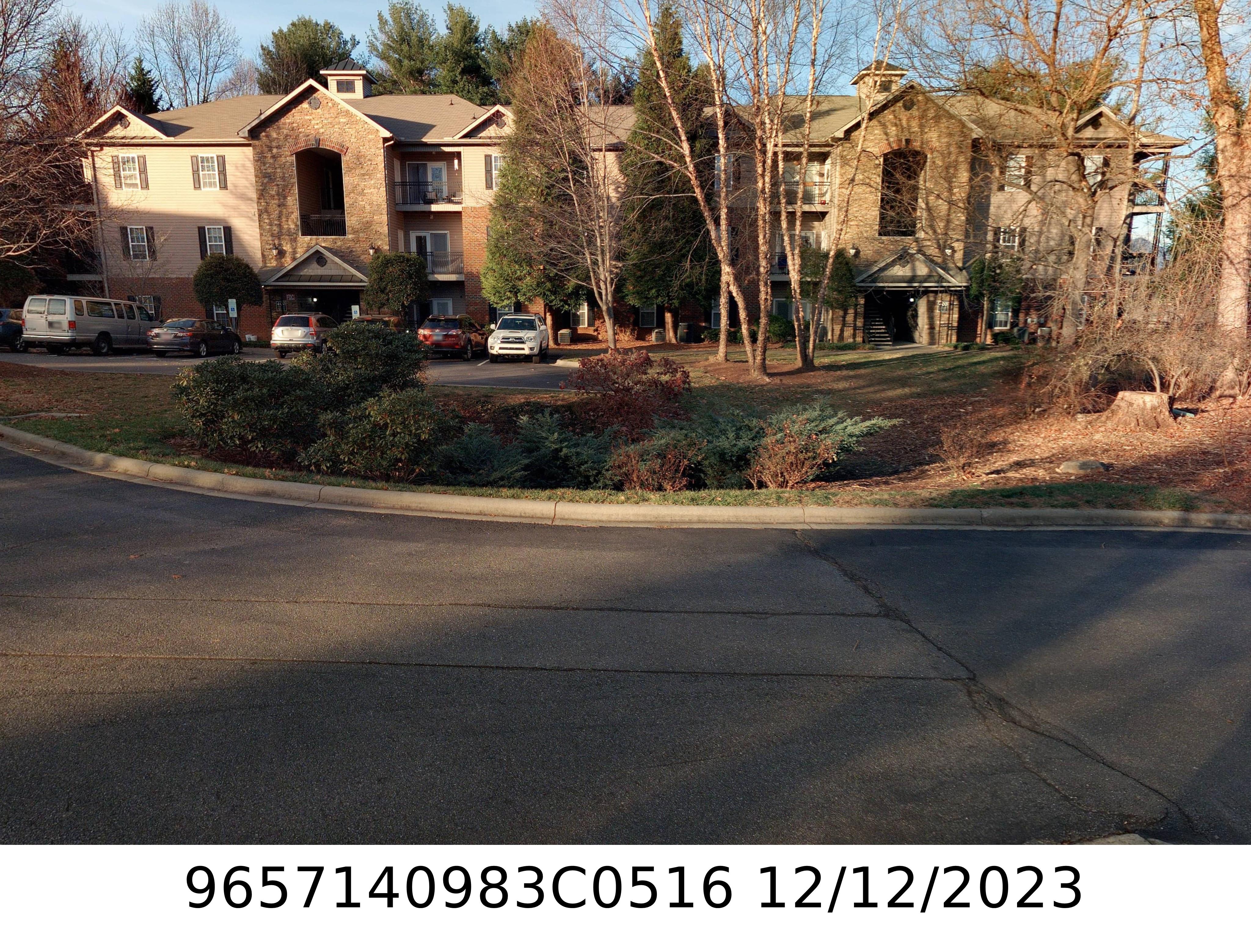 A picture of the property located at 516 APPELDOORN CIR, ASHEVILLE NC 28803.