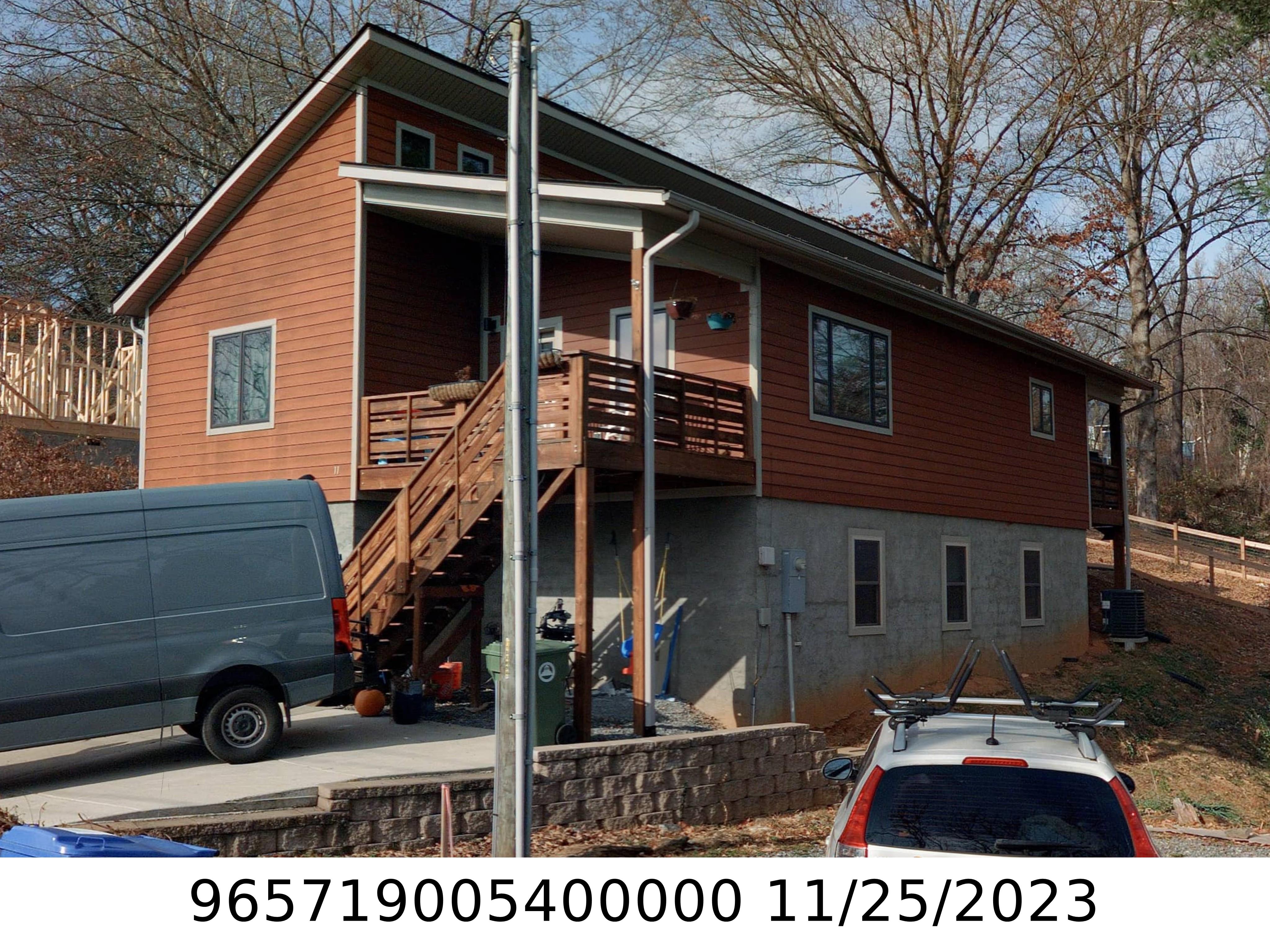 A picture of the property located at 11 ALTA AVE, ASHEVILLE NC 28803.