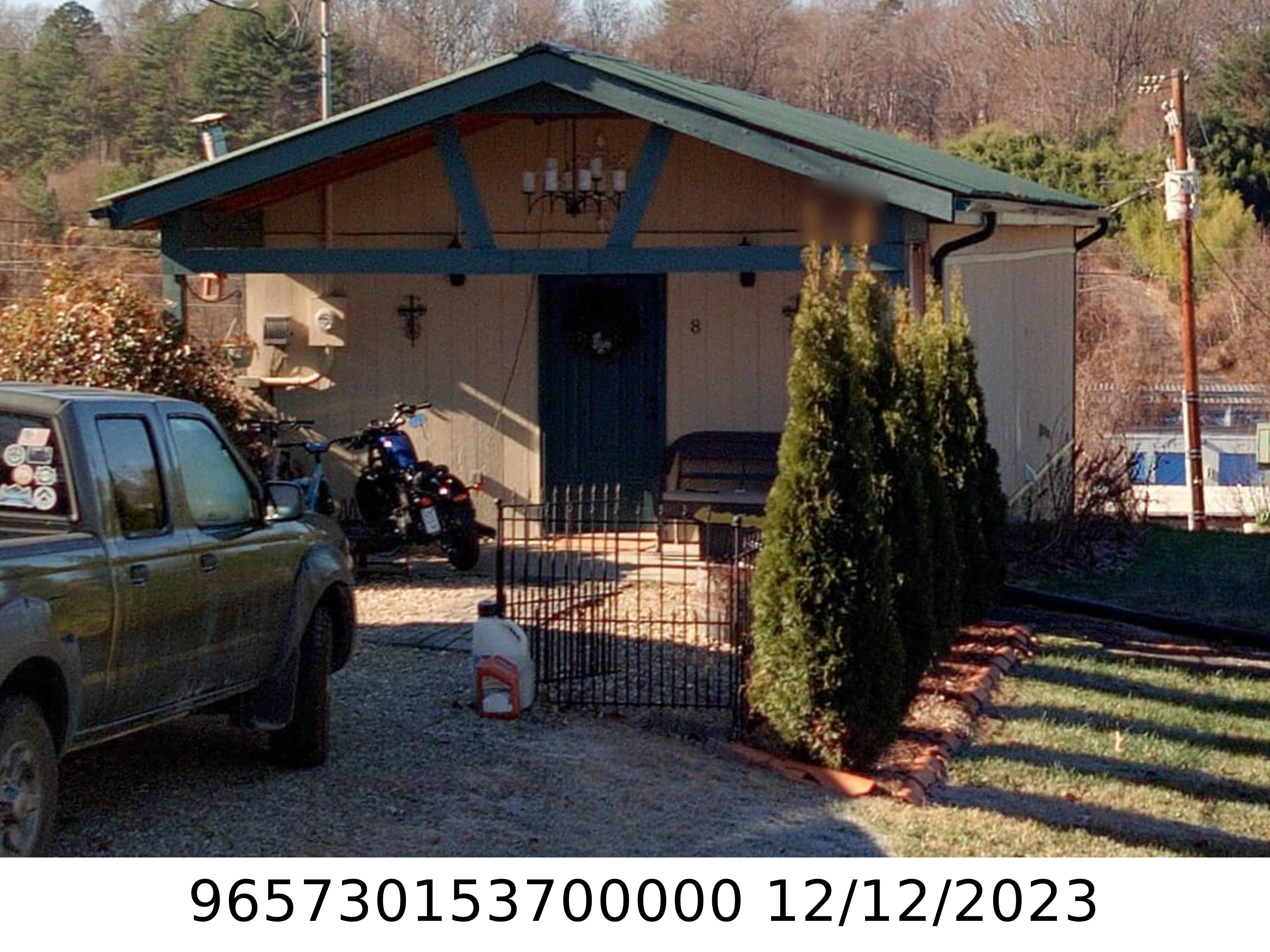 A picture of the property located at 8 BUSBEE VIEW RD, ASHEVILLE NC 28803.