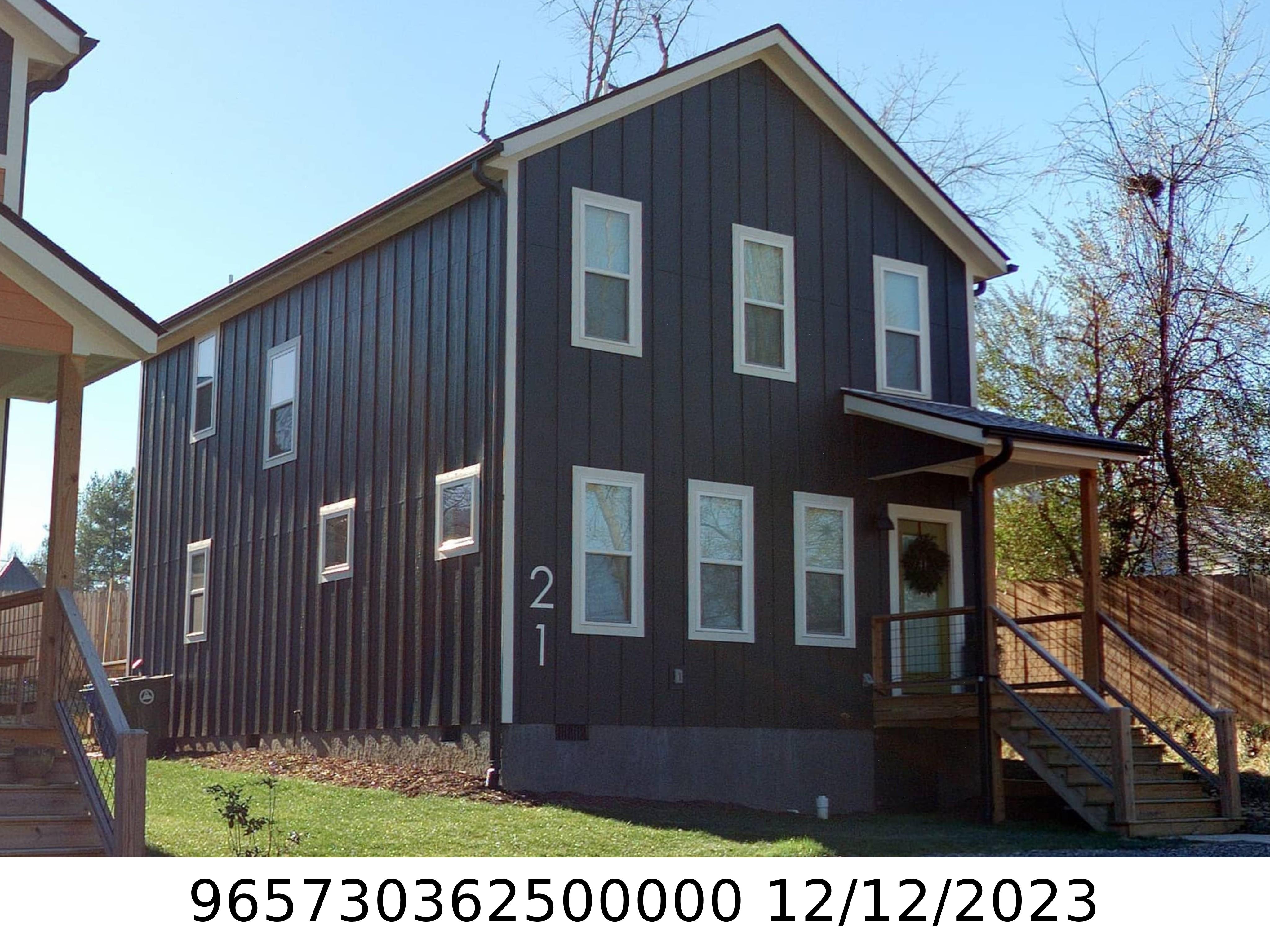 A picture of the property located at 21 BUSBEE VIEW RD, ASHEVILLE NC 28803.
