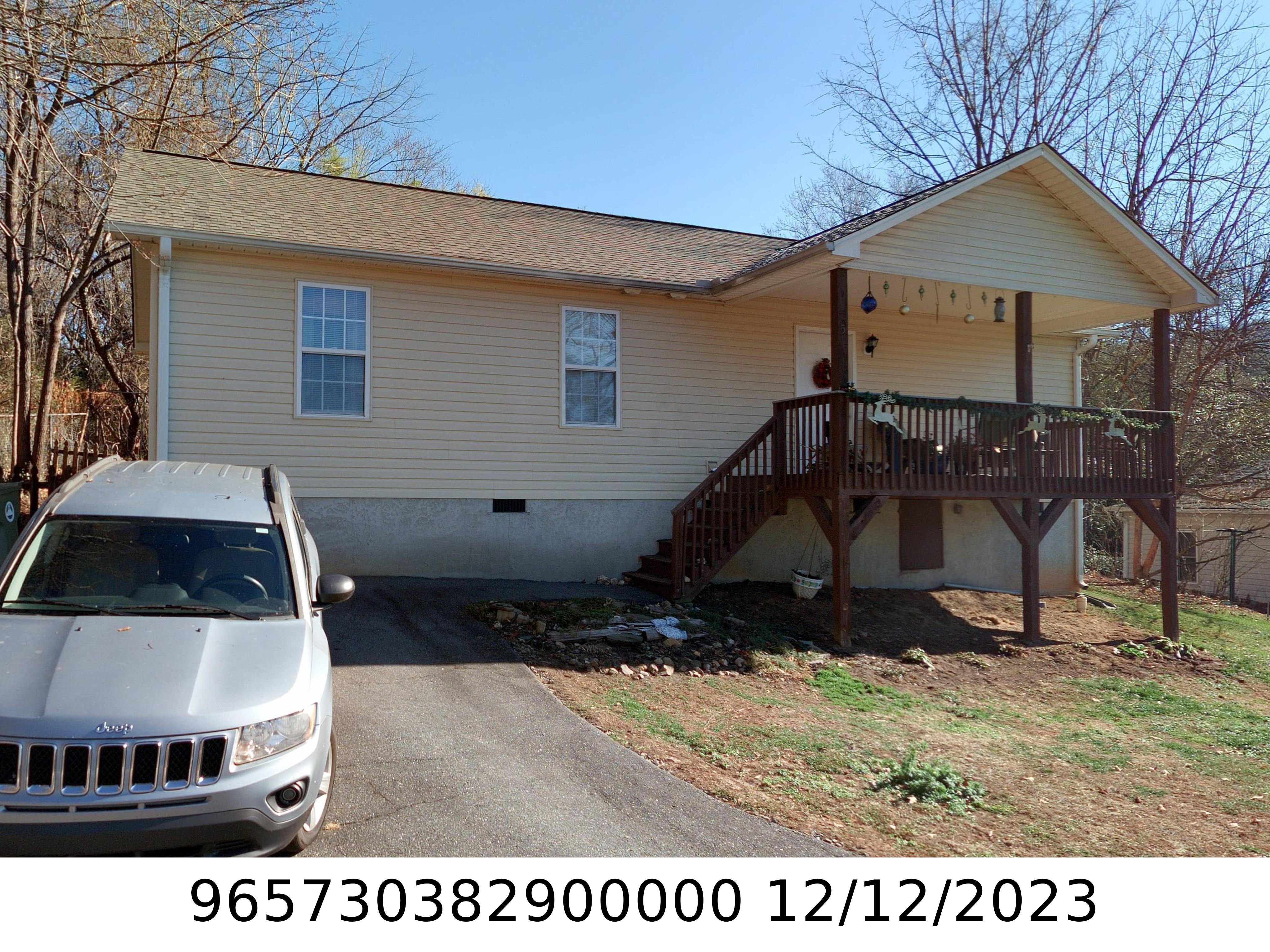 A picture of the property located at 5 ONA BERRY LN, ASHEVILLE NC 28803.