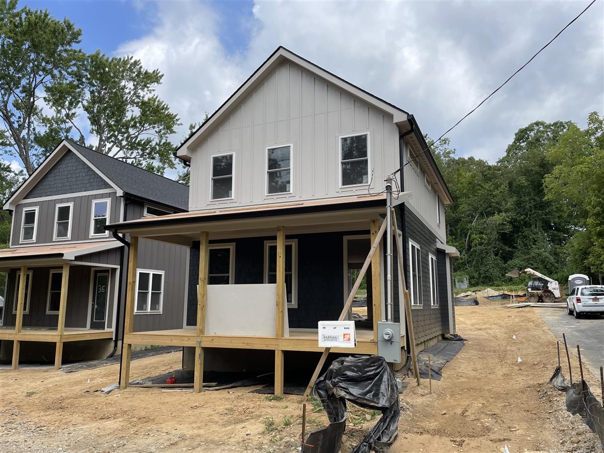 A picture of the property located at 40 BUSBEE VIEW RD.