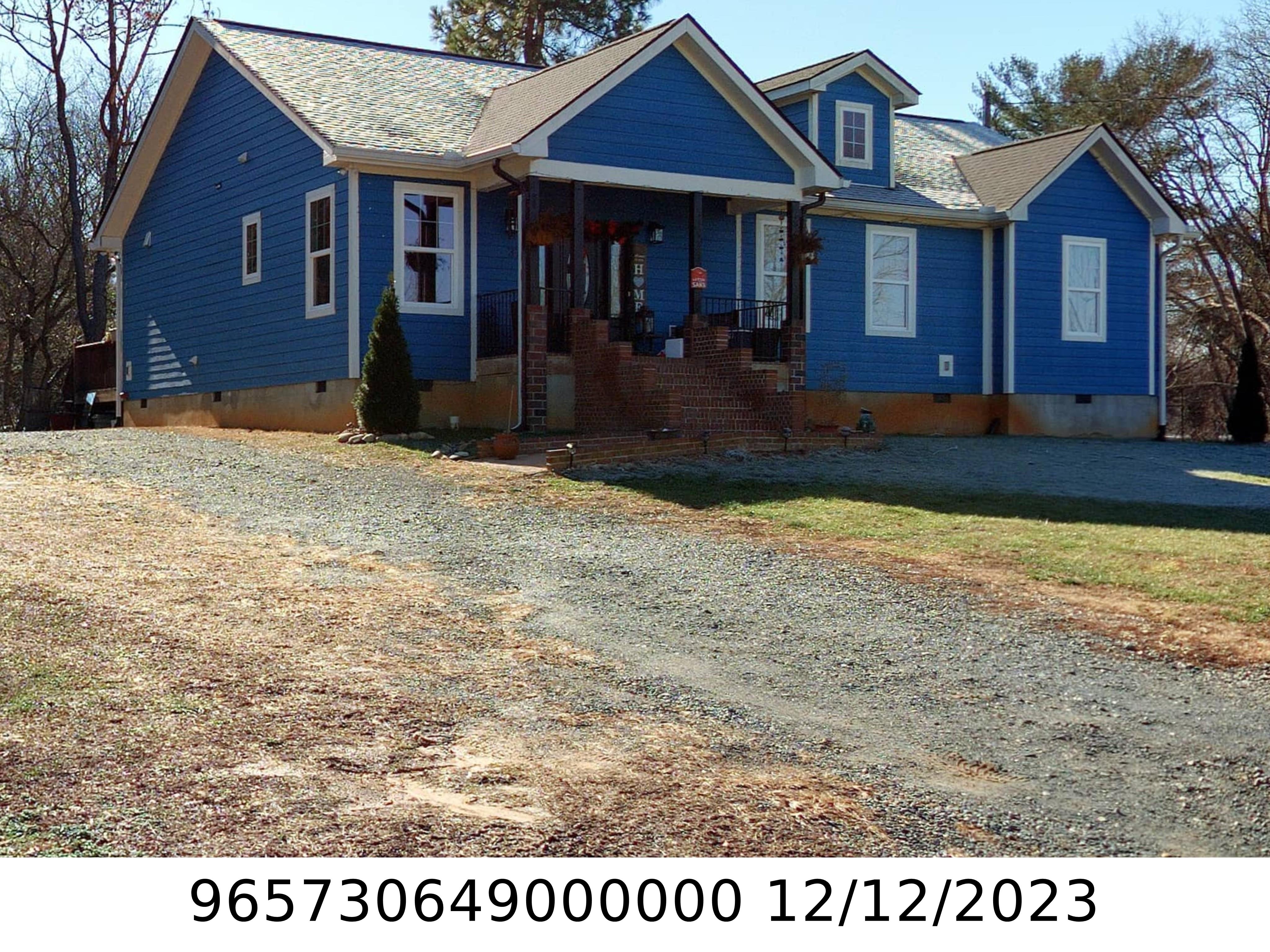 A picture of the property located at 37 BUSBEE VIEW CIR, ASHEVILLE NC 28803.