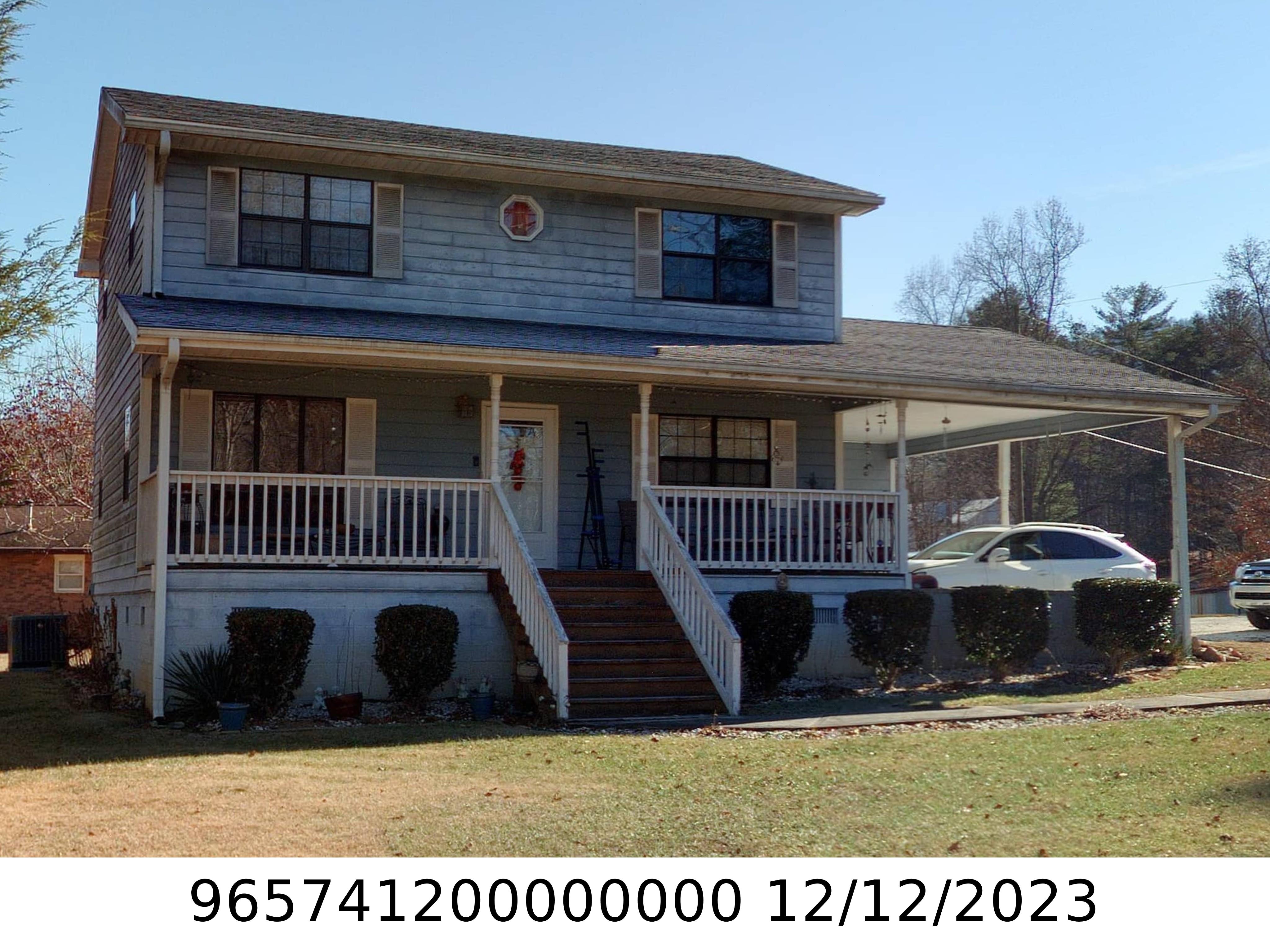 A picture of the property located at 120 BUSBEE VIEW LN, ASHEVILLE NC 28803.