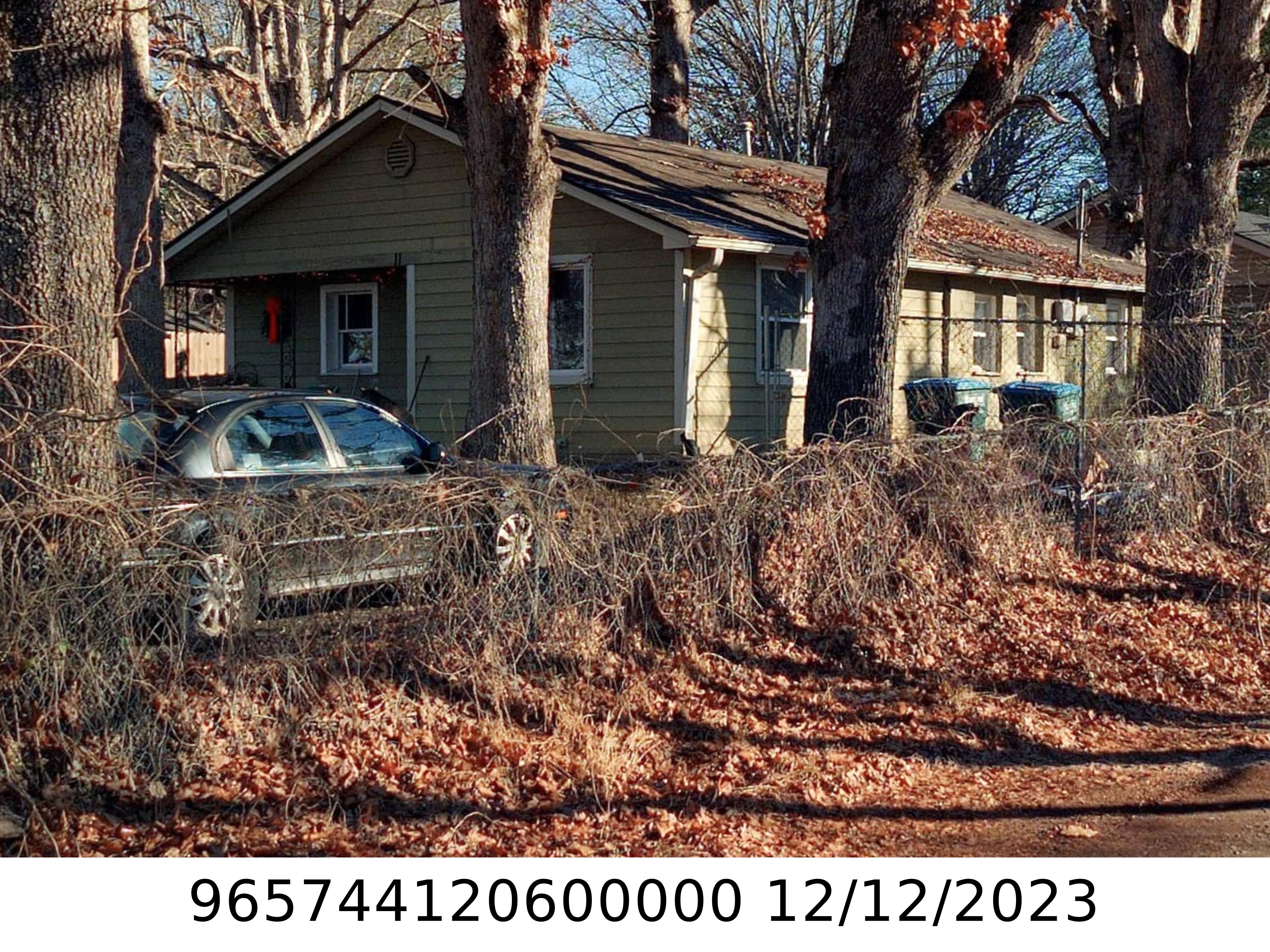 A picture of the property located at 11 STRATUS LN, ASHEVILLE NC 28803.