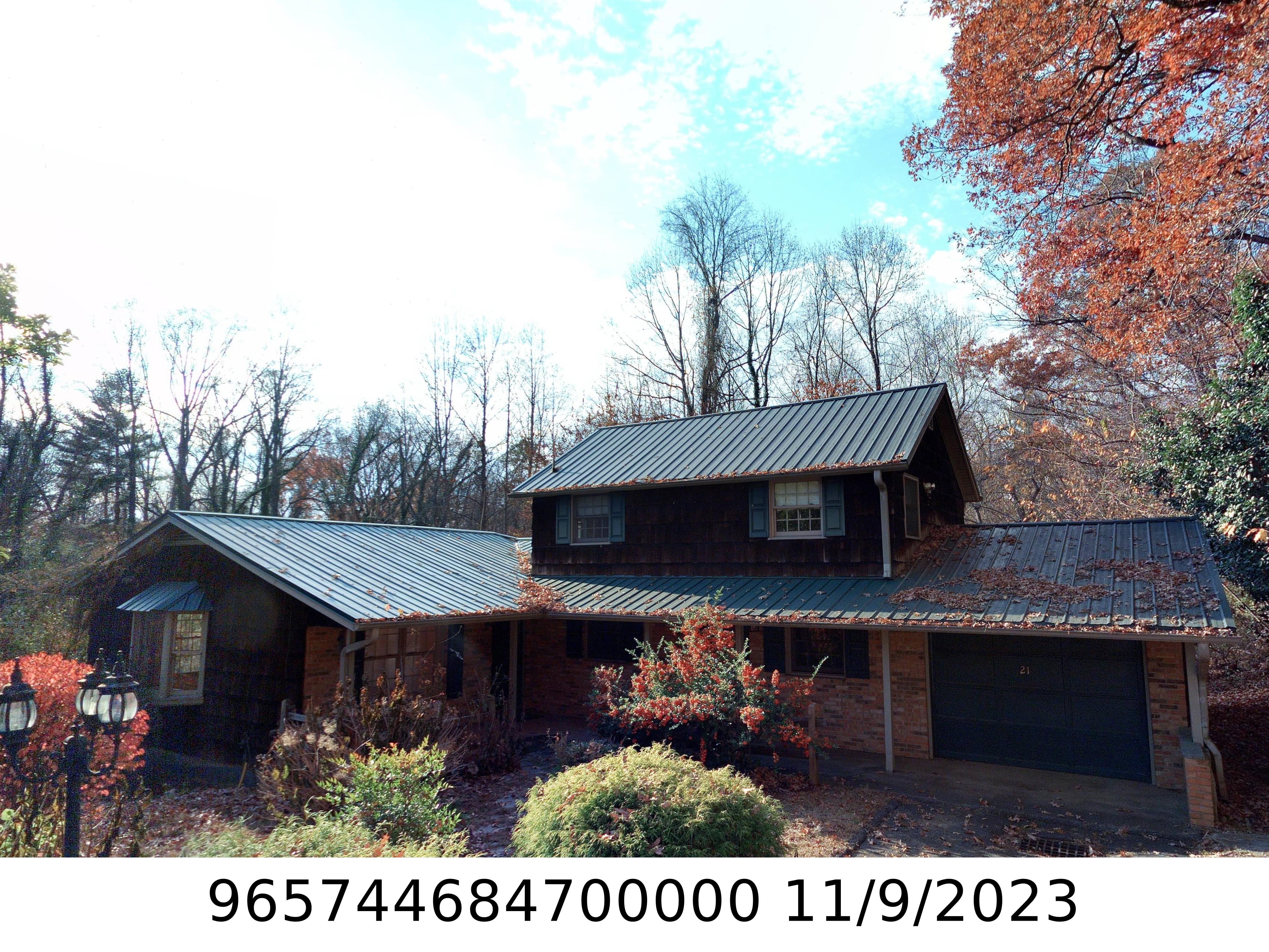 A picture of the property located at 65 PINNACLE VIEW RD, ASHEVILLE NC 28803.