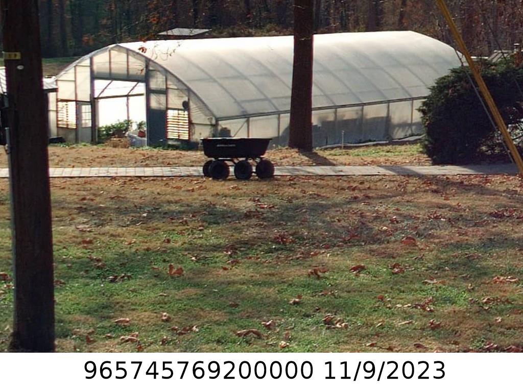 A picture of the property located at 33 LORA LN, ASHEVILLE NC 28803.