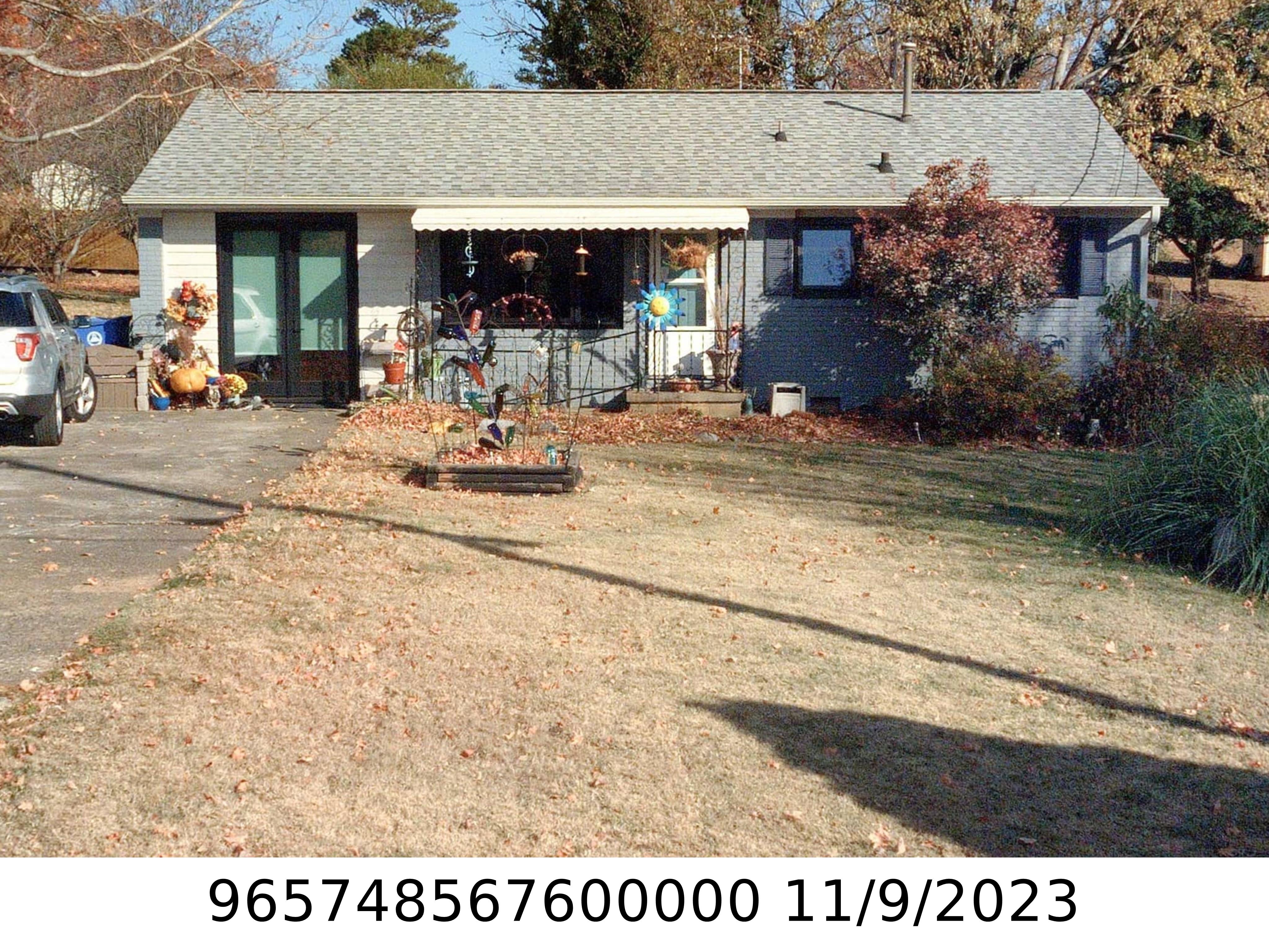 A picture of the property located at 14 HARMONY LN, ASHEVILLE NC 28803.