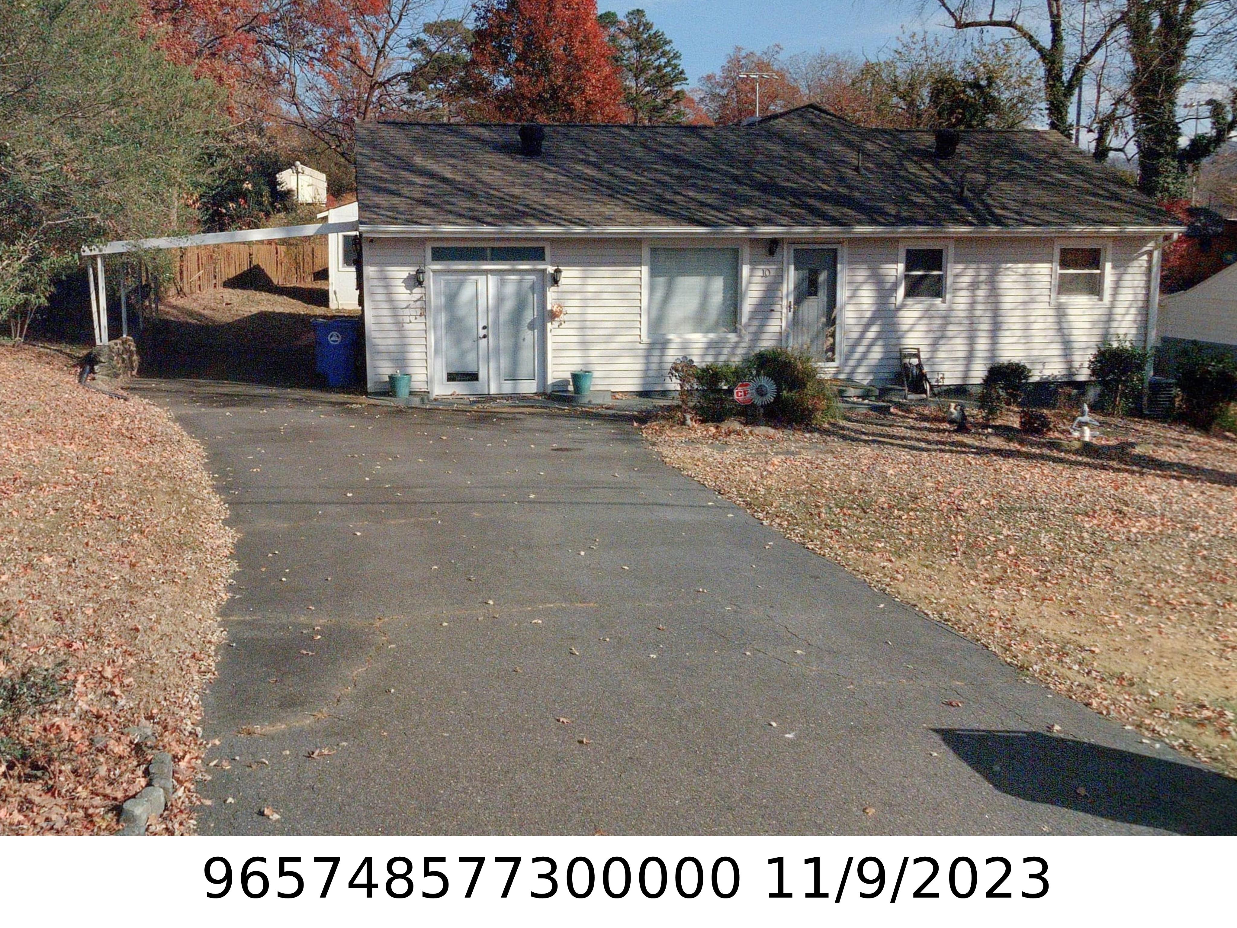 A picture of the property located at 10 HARMONY LN, ASHEVILLE NC 28803.